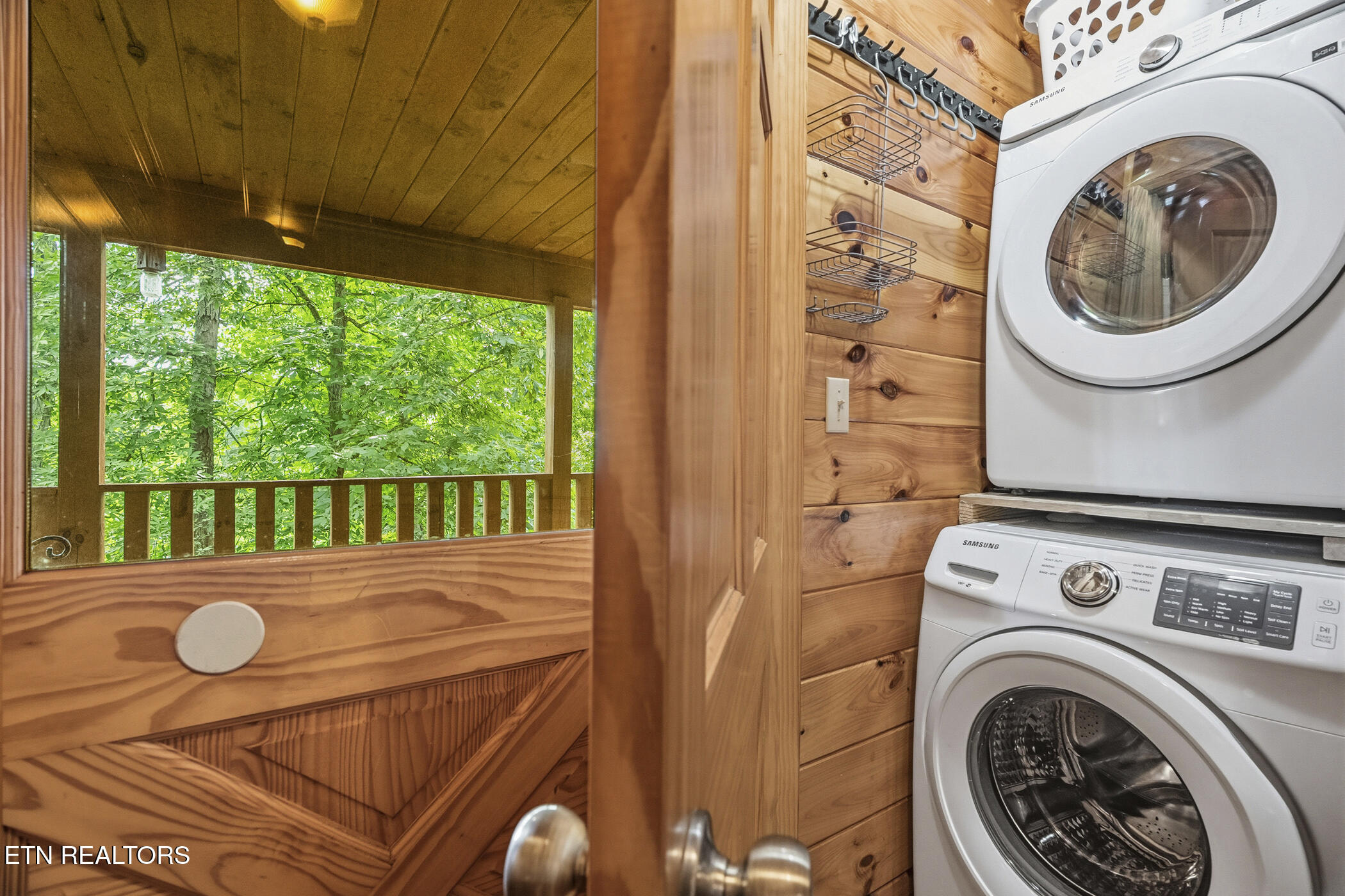 440 Oak Sky Way Sevierville TN 37876