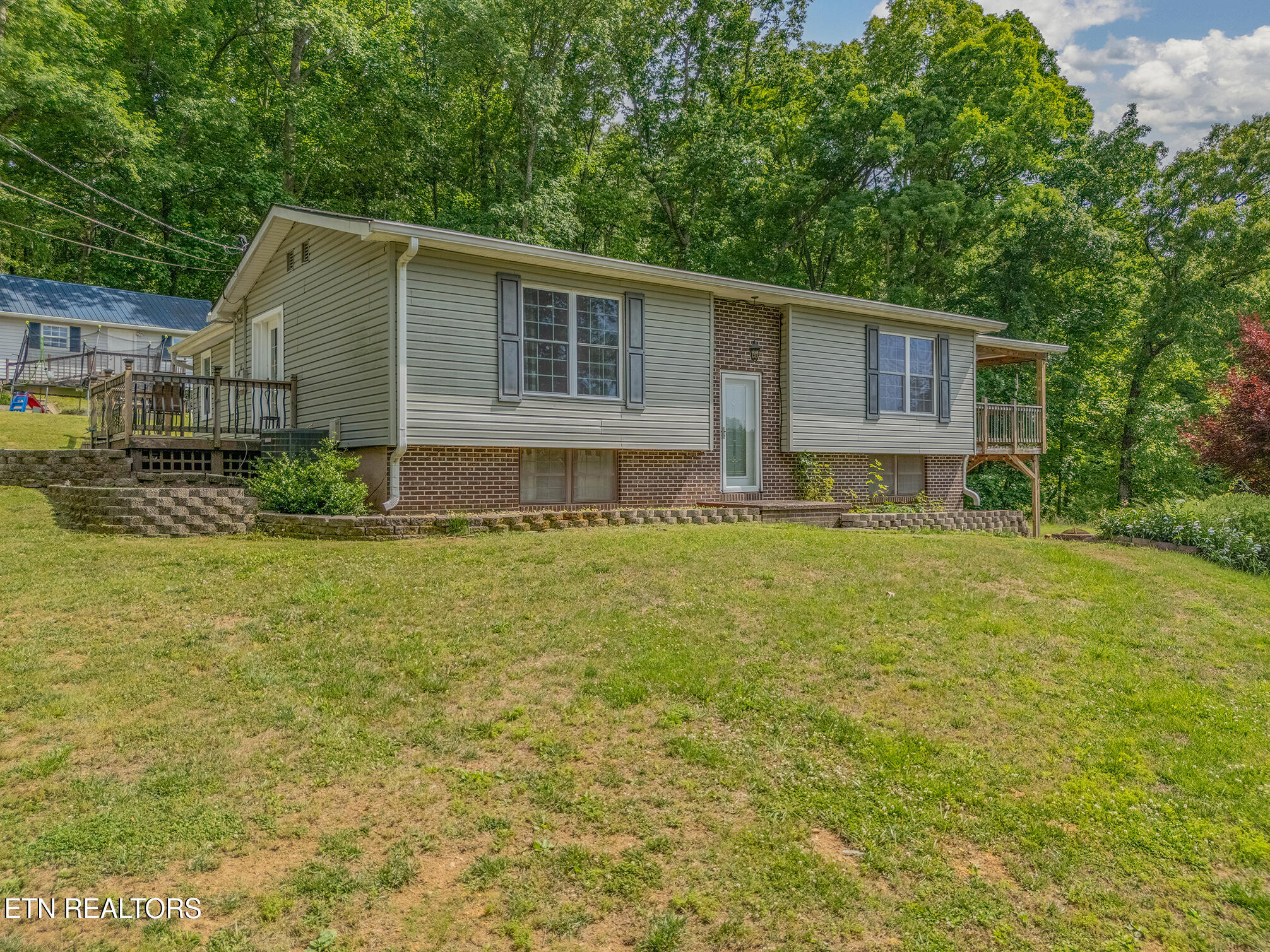 151 Gray Knob Road Kingston TN 37763