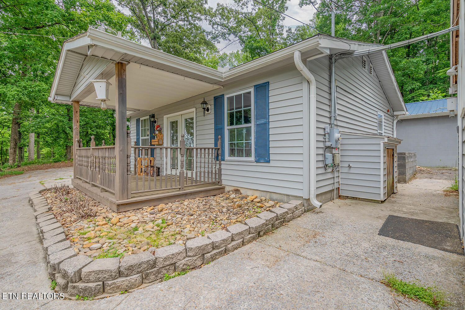 151 Gray Knob Road Kingston TN 37763