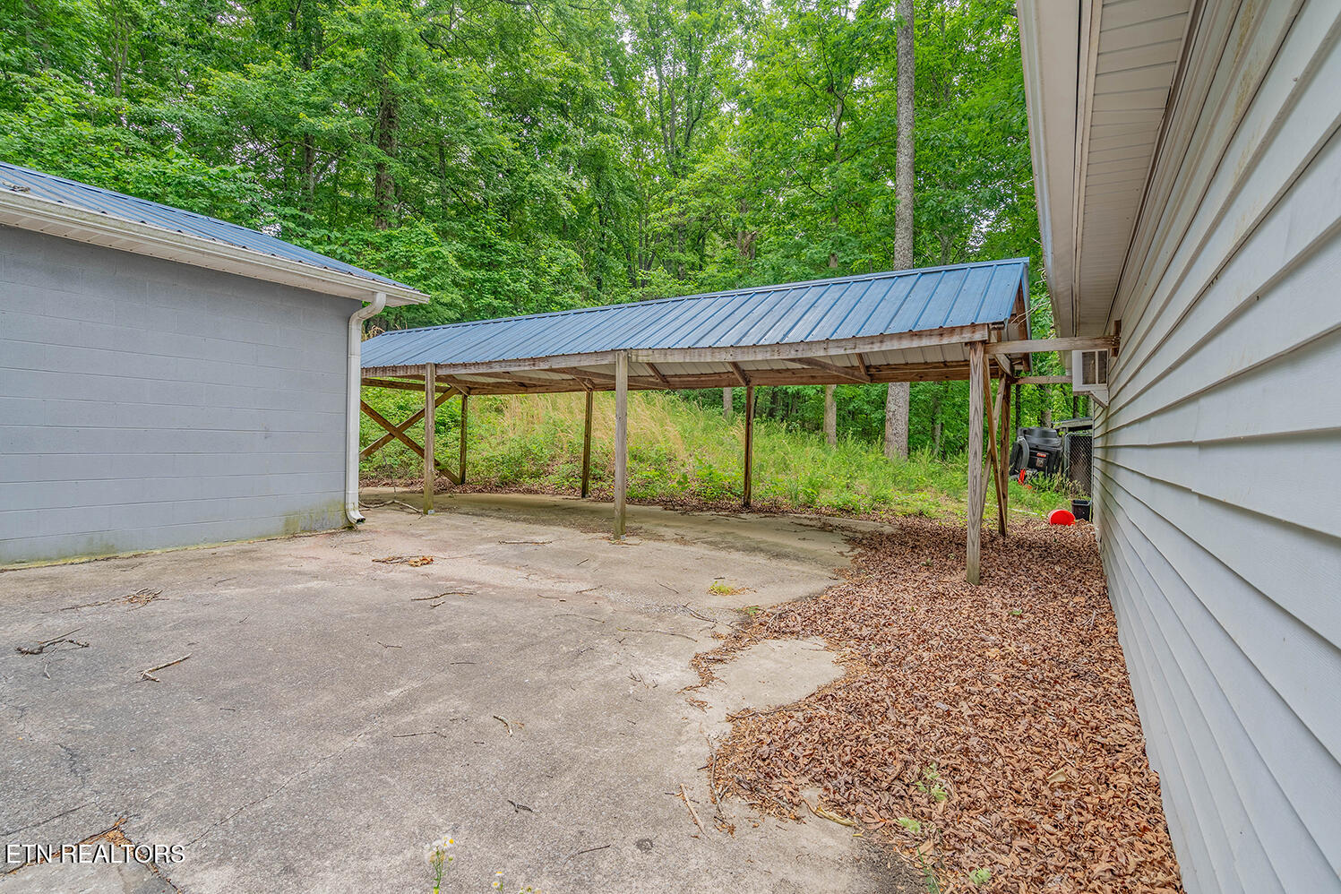 151 Gray Knob Road Kingston TN 37763