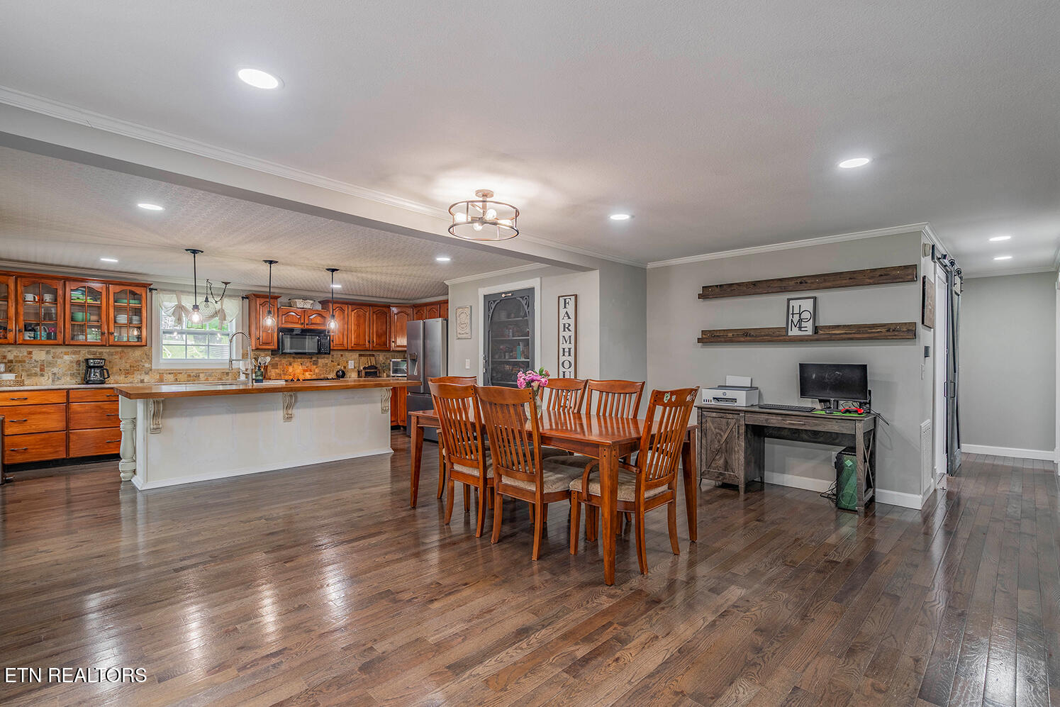 151 Gray Knob Road Kingston TN 37763