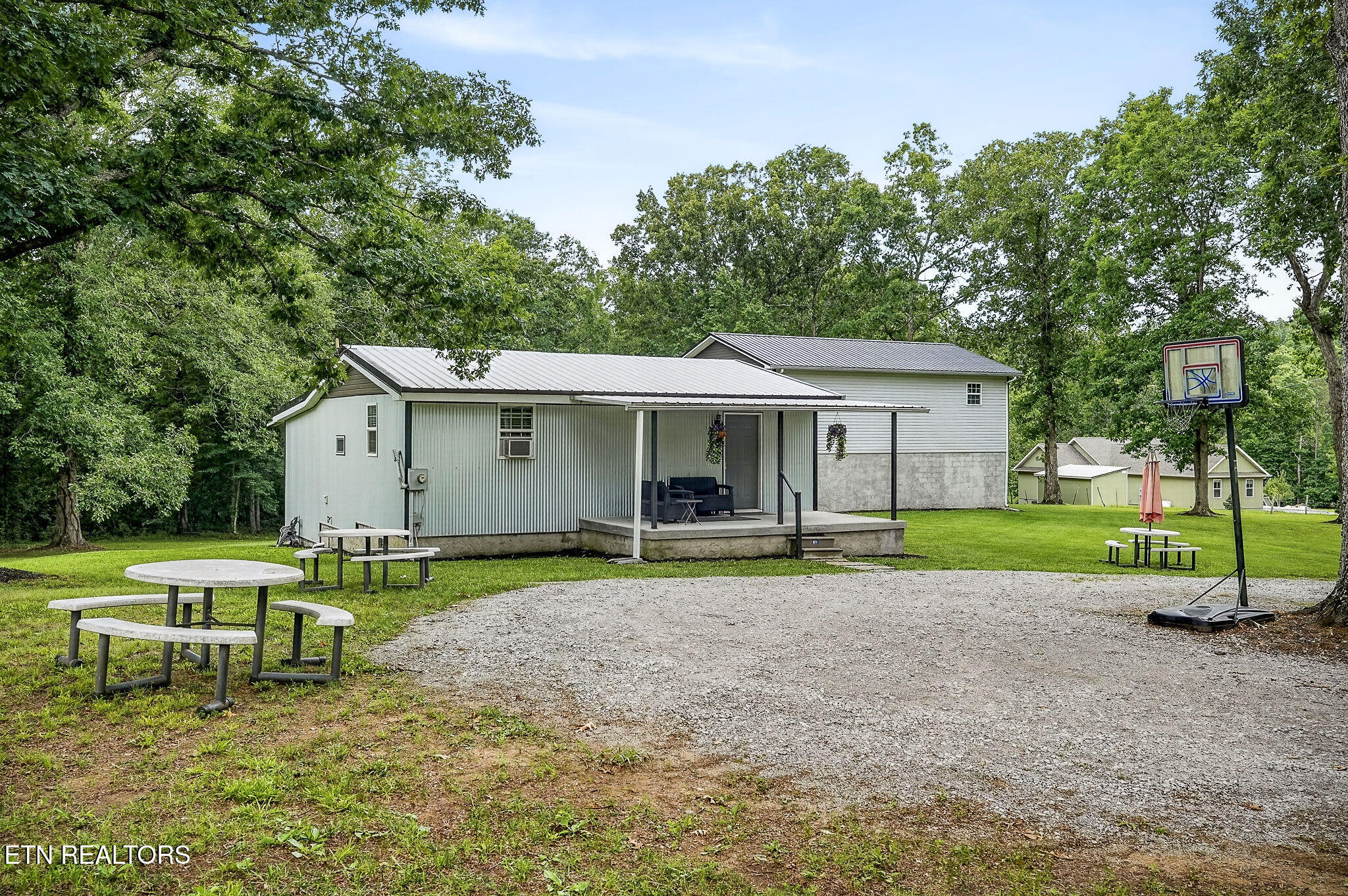 1400 Orlie Young Road Crab Orchard TN 37723