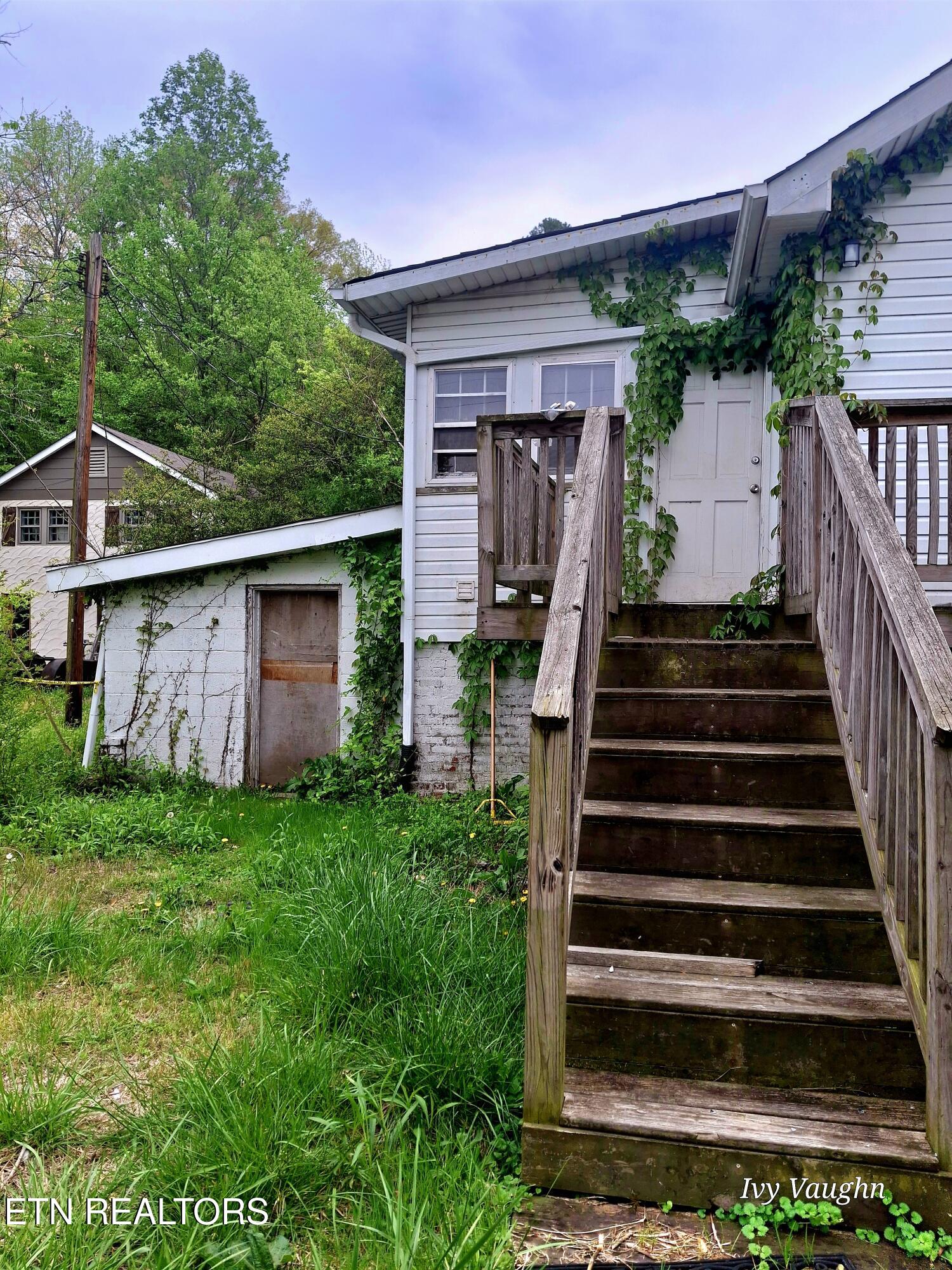 904 S Main Street Rocky Top TN 37769