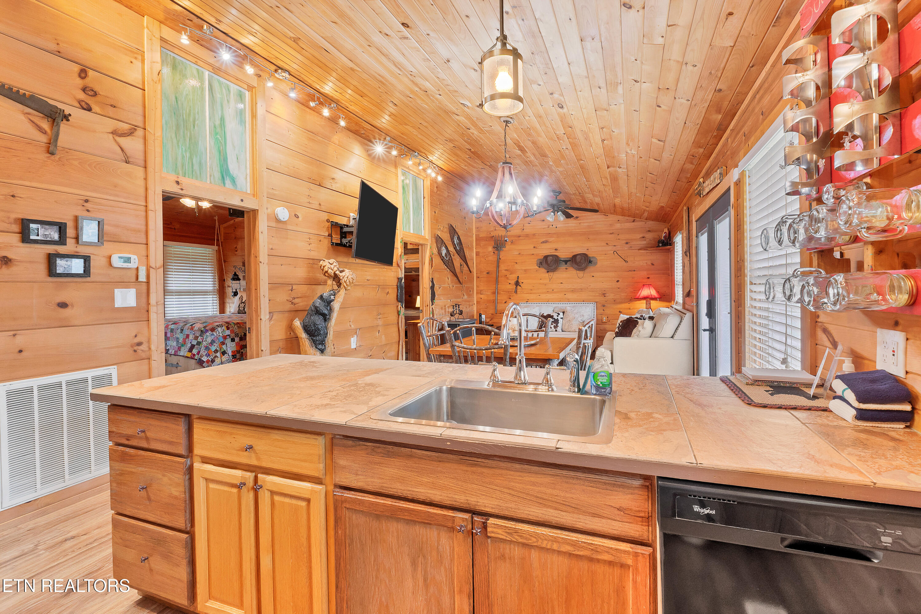 1148 Laurel Road Townsend TN 37882