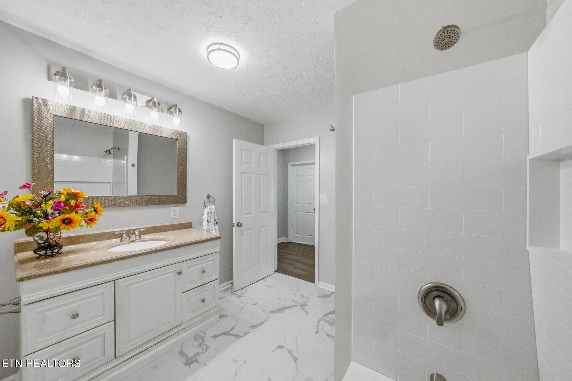 115 Cedar Circle Harriman TN 37748