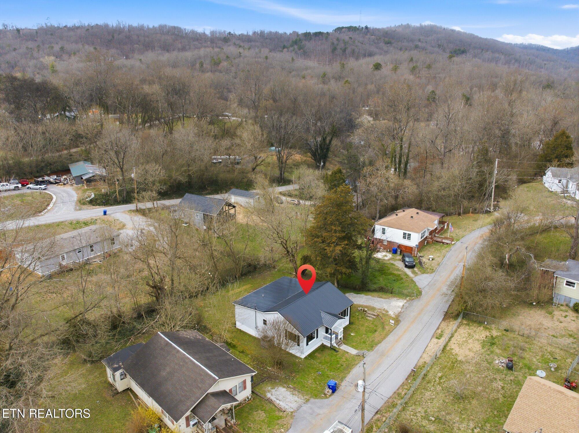 115 Cedar Circle Harriman TN 37748