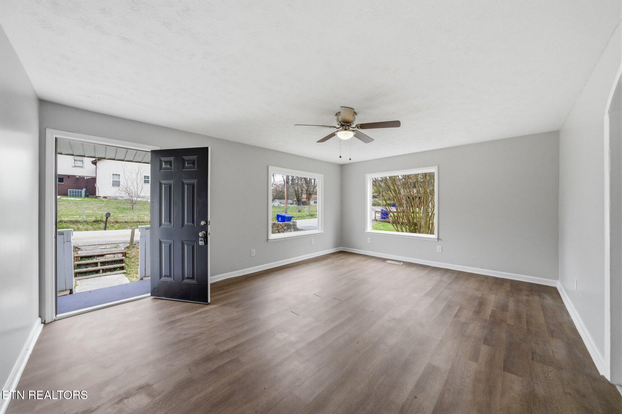 115 Cedar Circle Harriman TN 37748