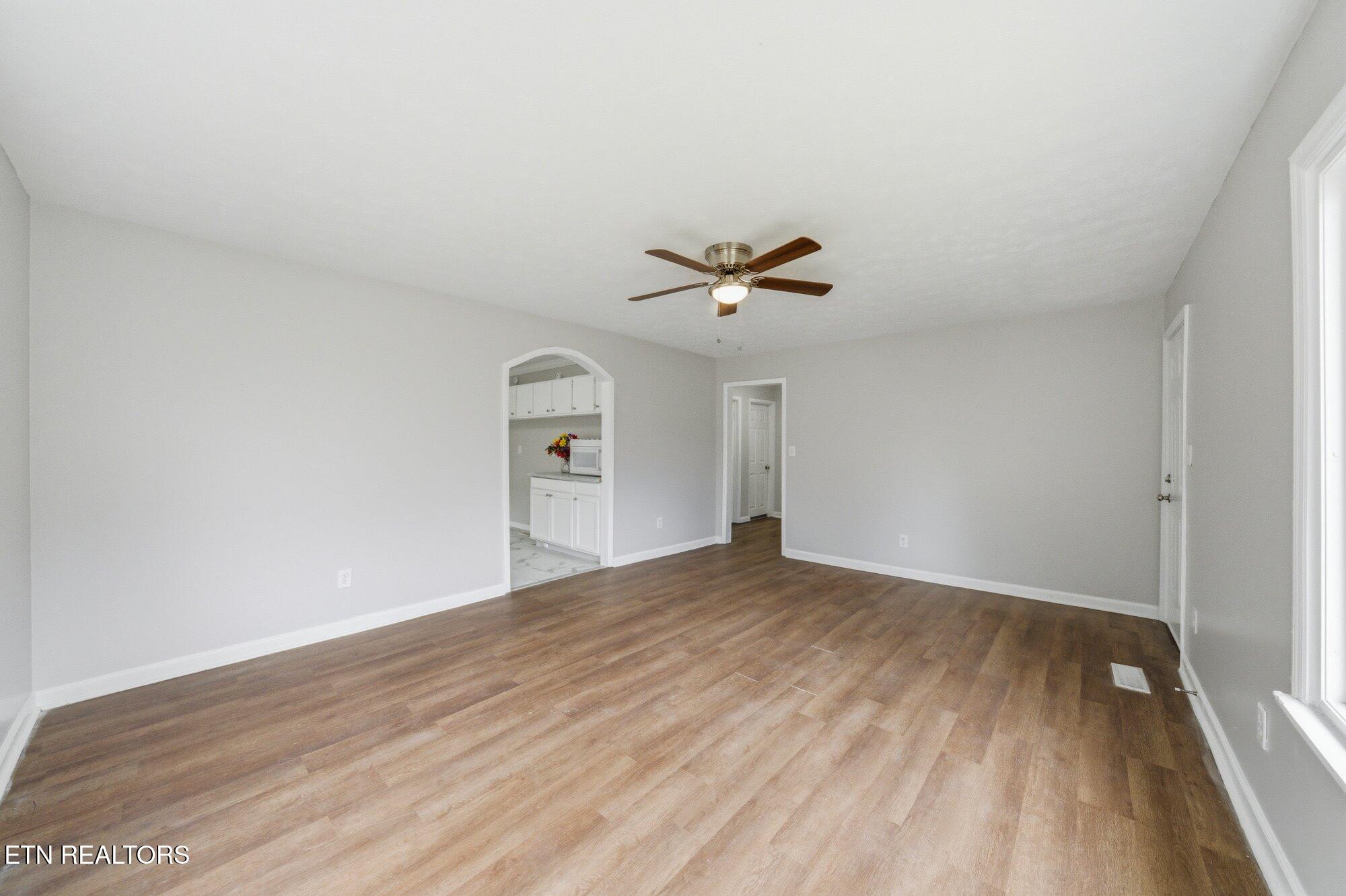 115 Cedar Circle Harriman TN 37748
