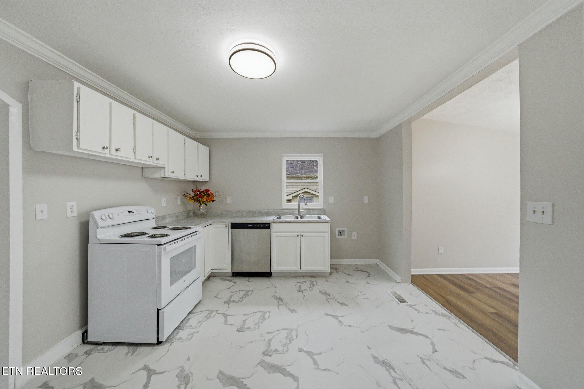 115 Cedar Circle Harriman TN 37748