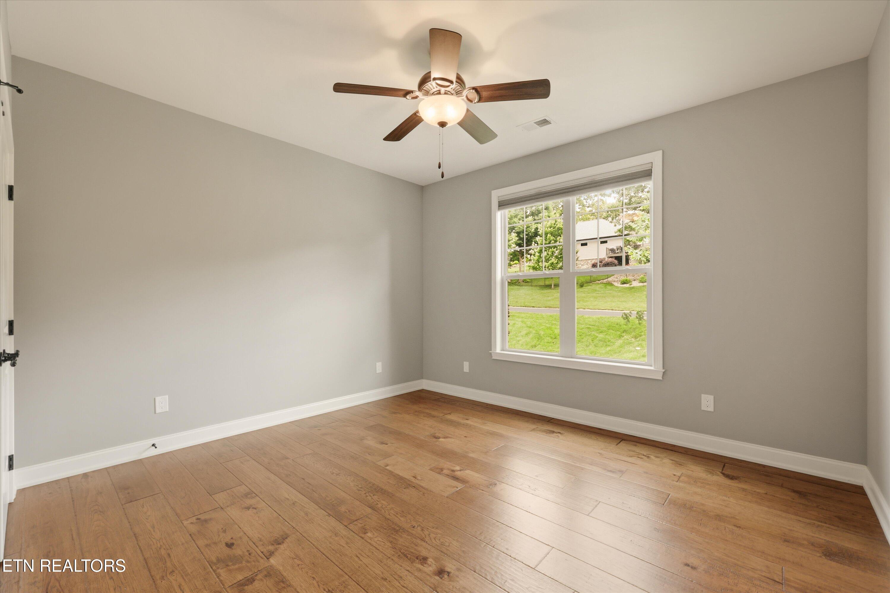 303 Okmulgee Circle Loudon TN 37774