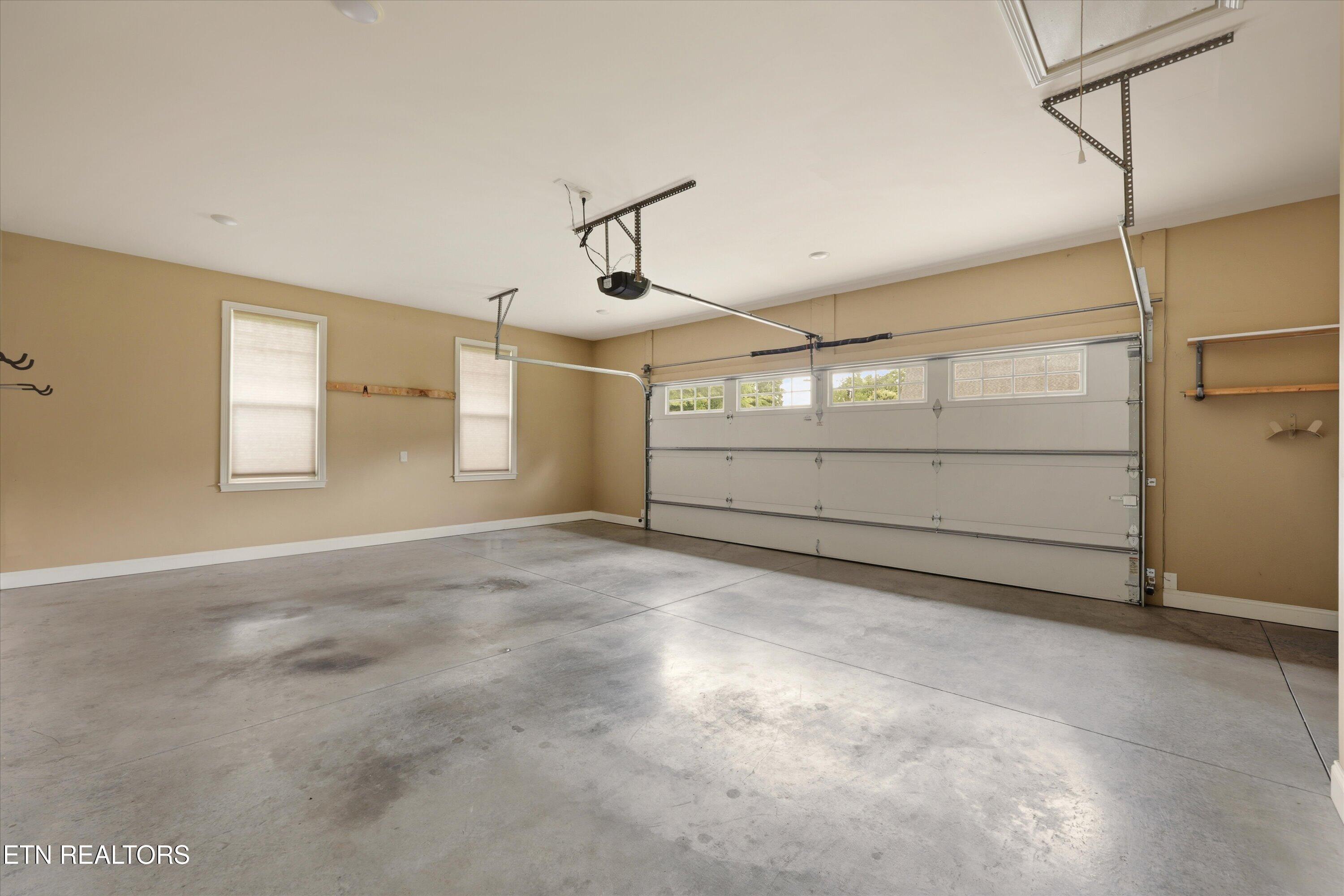 303 Okmulgee Circle Loudon TN 37774