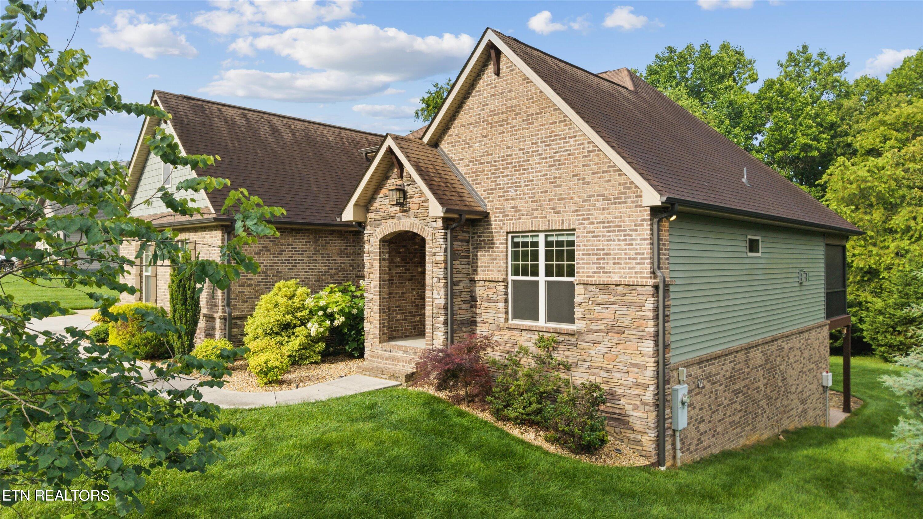 303 Okmulgee Circle Loudon TN 37774