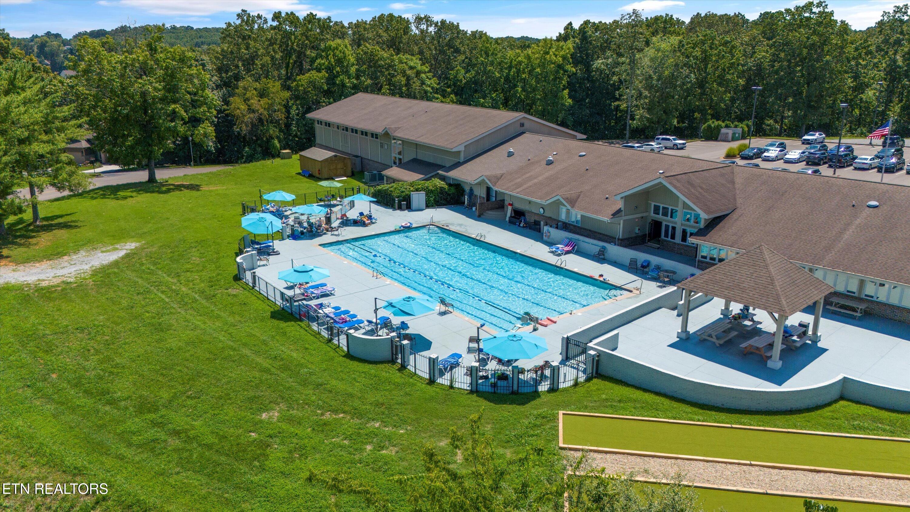303 Okmulgee Circle Loudon TN 37774