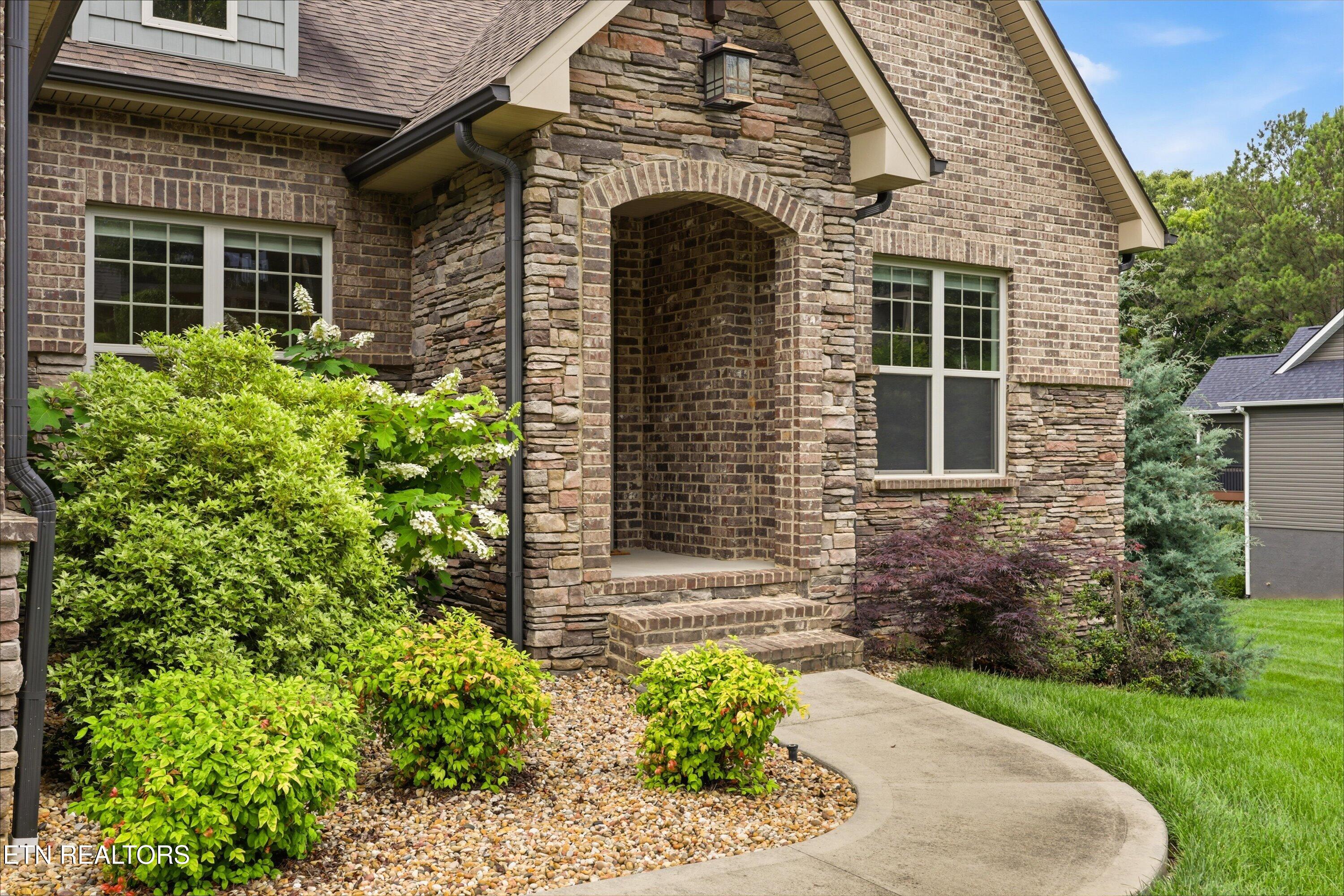 303 Okmulgee Circle Loudon TN 37774