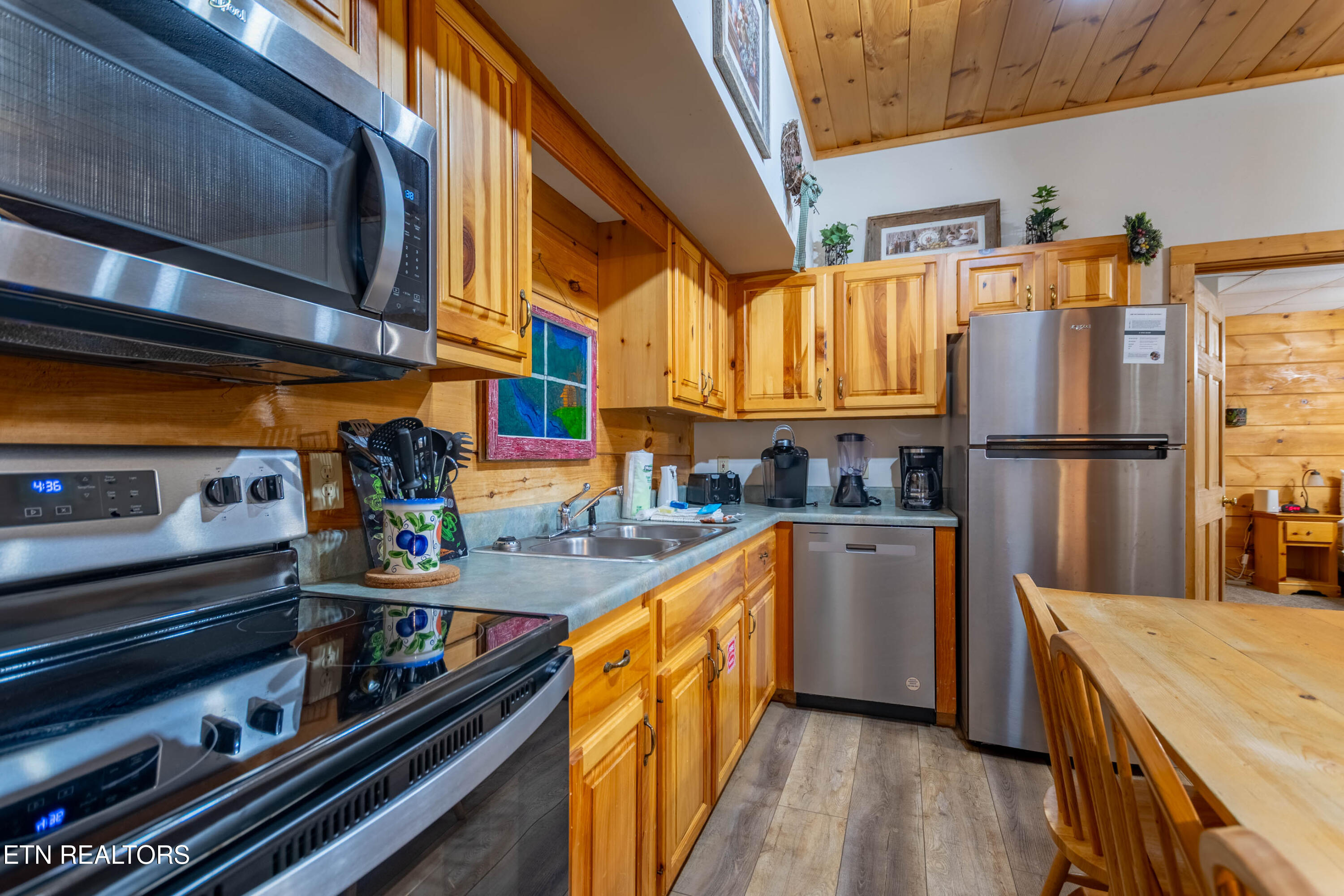653 Eagles Boulevard Way Pigeon Forge TN 37863