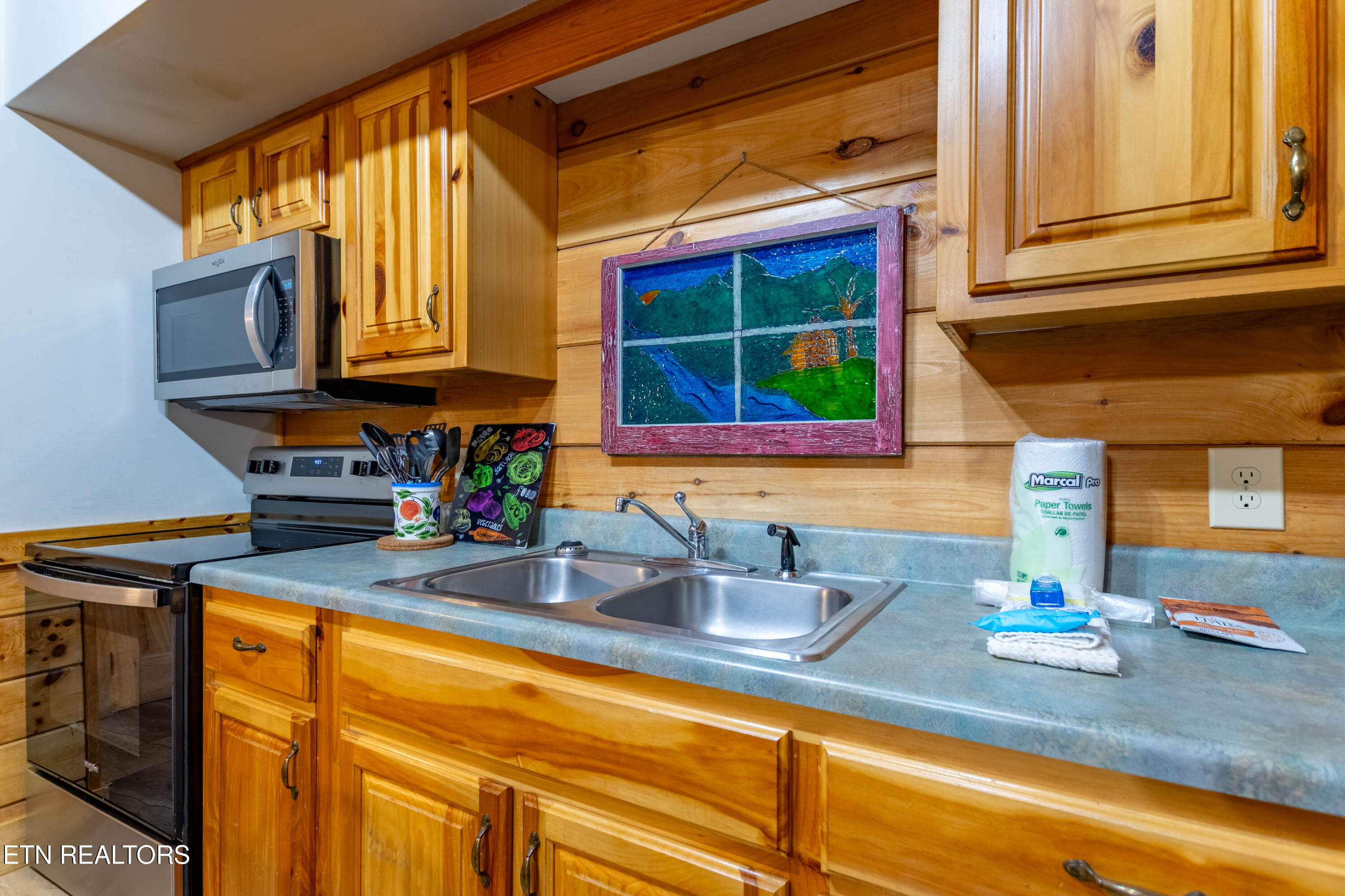653 Eagles Boulevard Way Pigeon Forge TN 37863