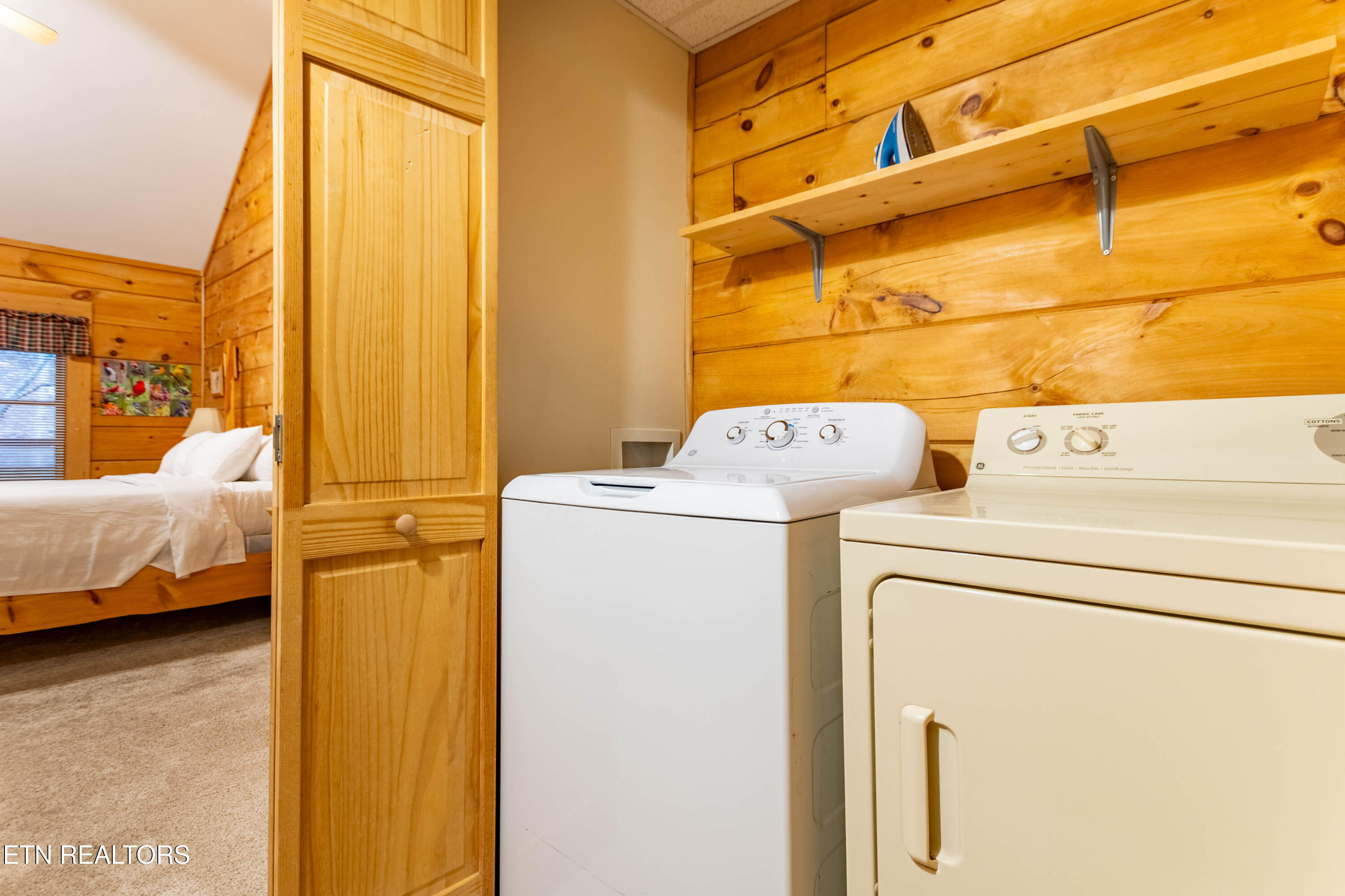 653 Eagles Boulevard Way Pigeon Forge TN 37863