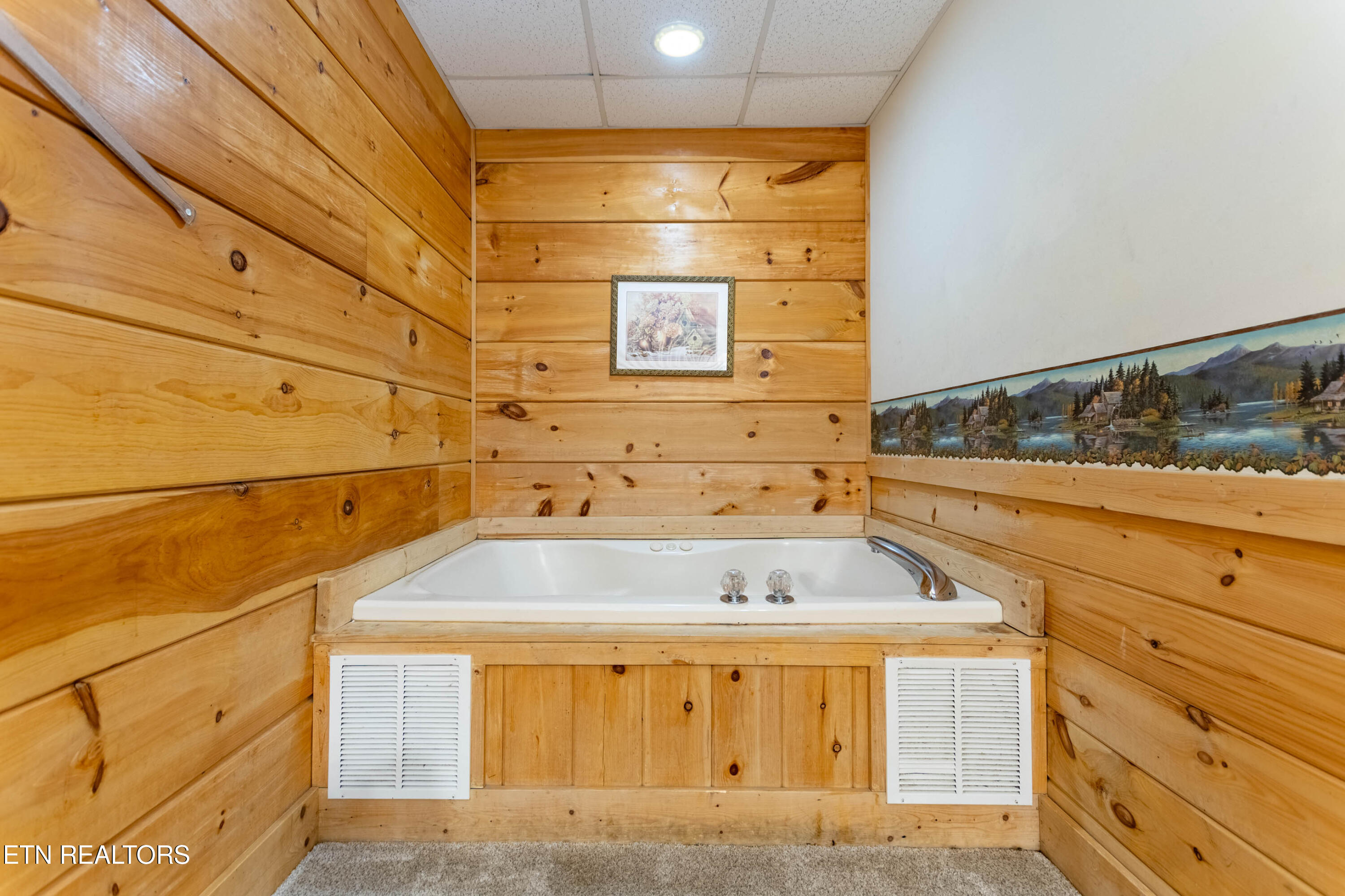653 Eagles Boulevard Way Pigeon Forge TN 37863