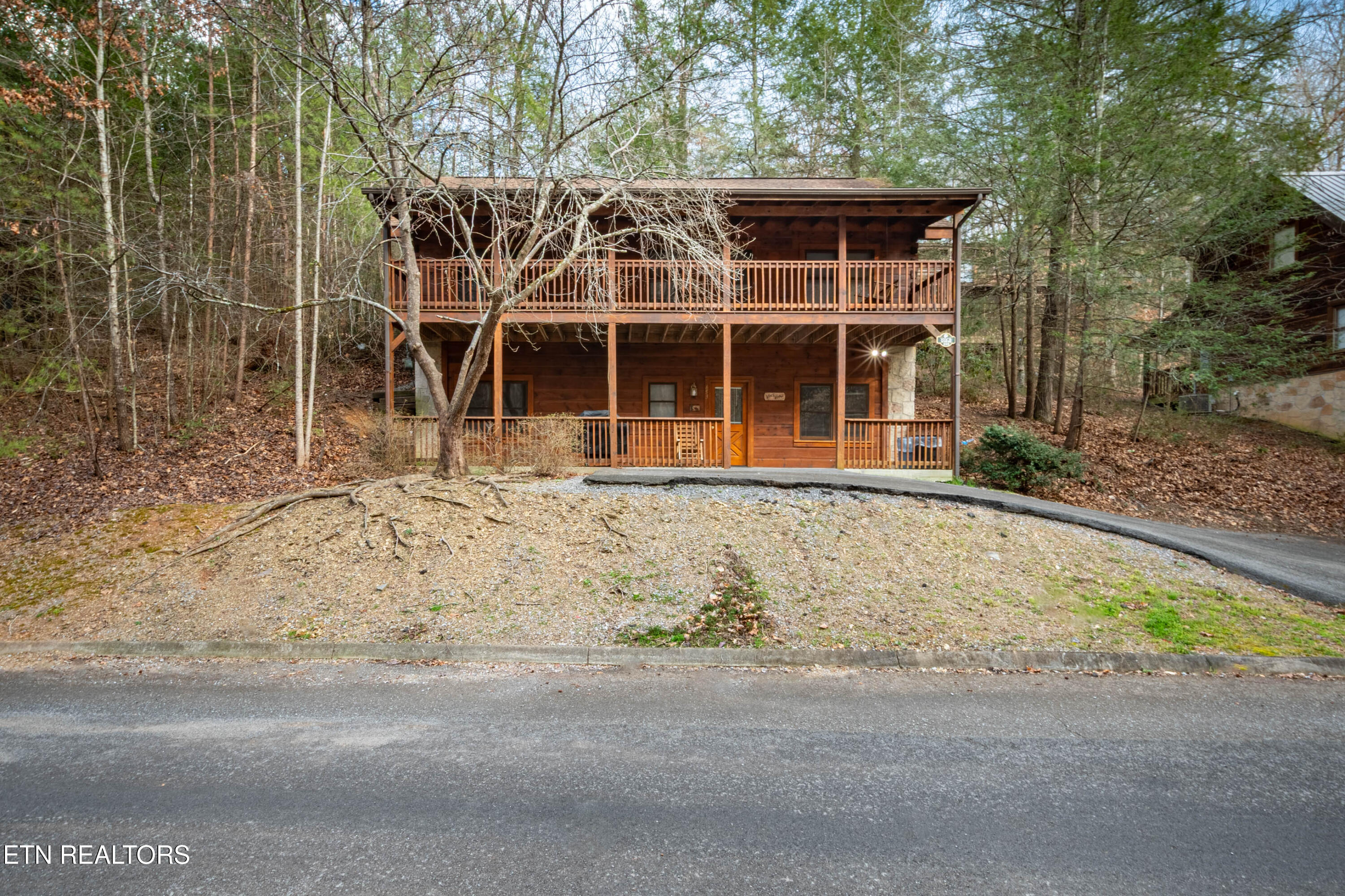 653 Eagles Boulevard Way Pigeon Forge TN 37863