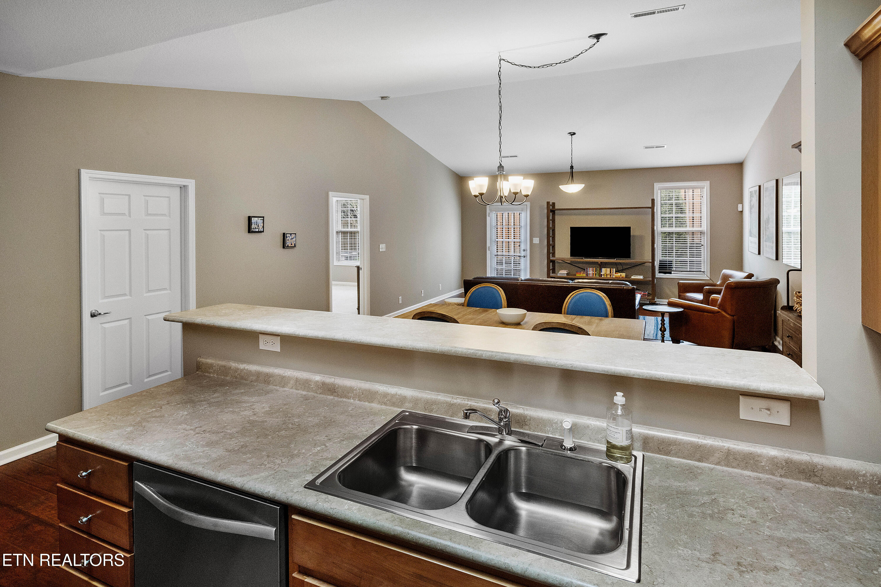 1127 Harbin Ridge Lane Knoxville TN 37909