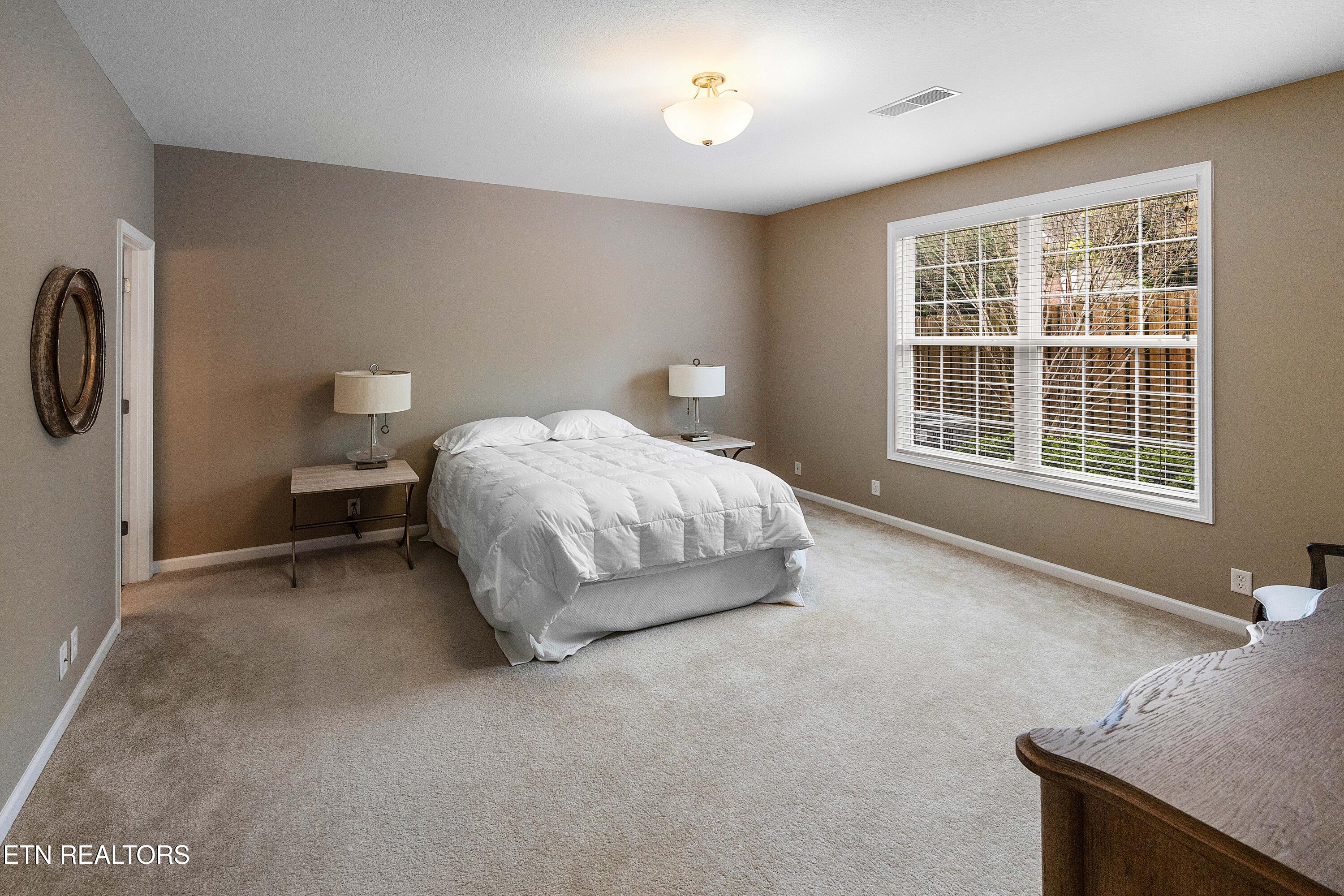 1127 Harbin Ridge Lane Knoxville TN 37909