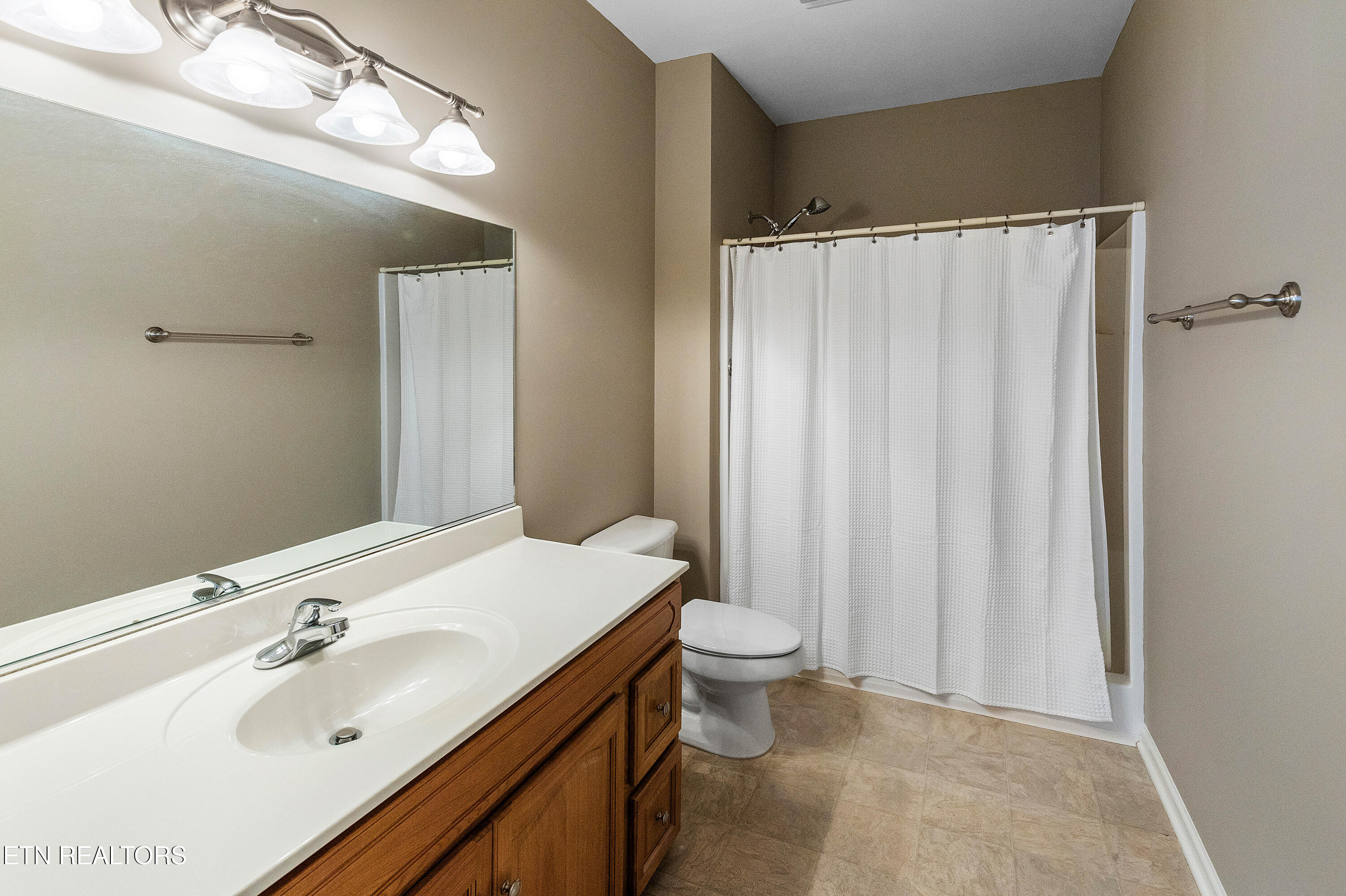1127 Harbin Ridge Lane Knoxville TN 37909