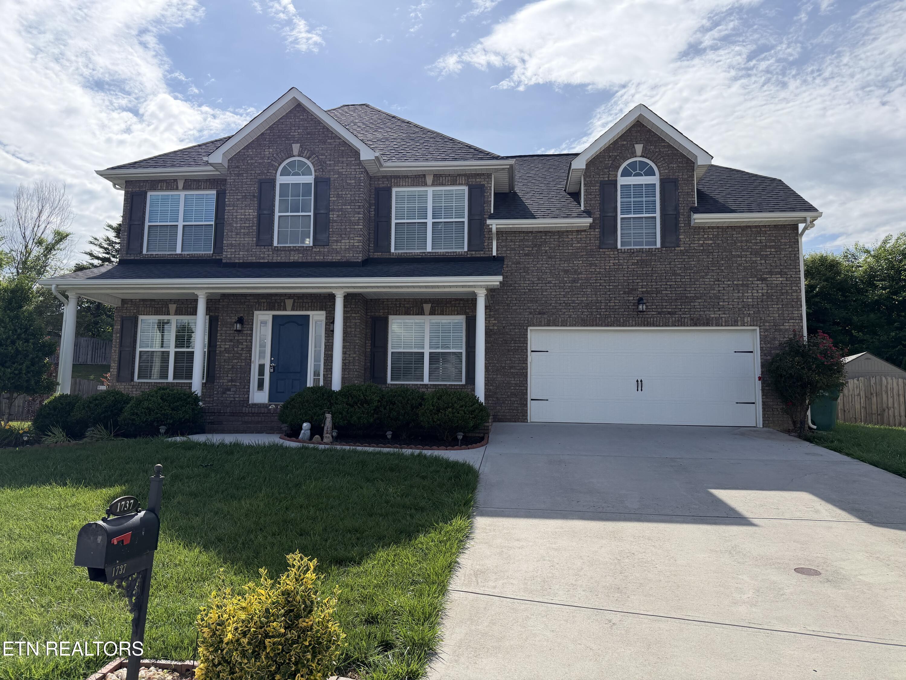 1737 Golden Nugget Lane Knoxville TN 37932