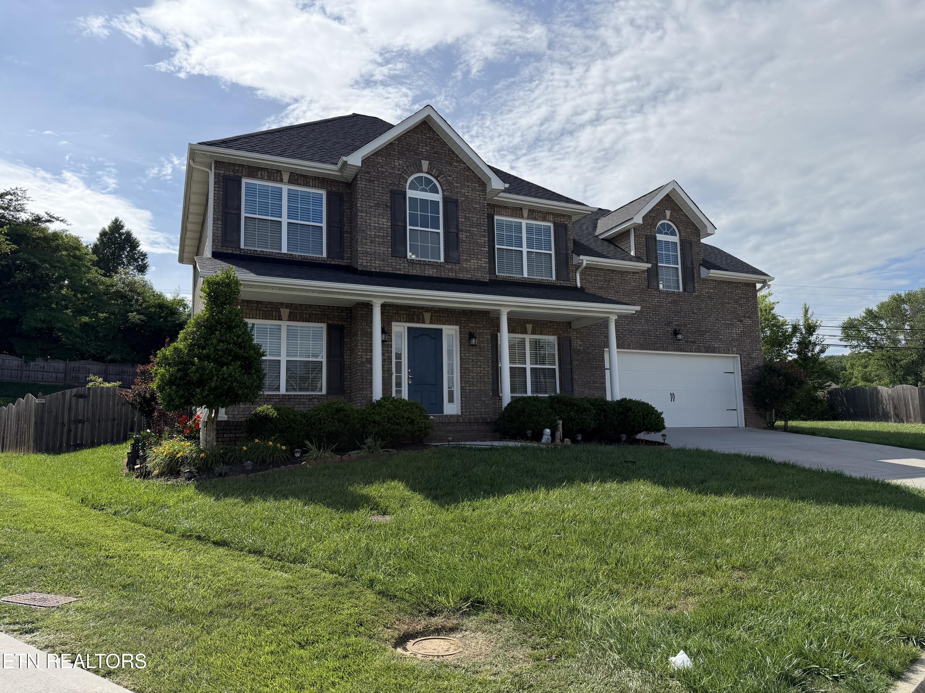 1737 Golden Nugget Lane Knoxville TN 37932