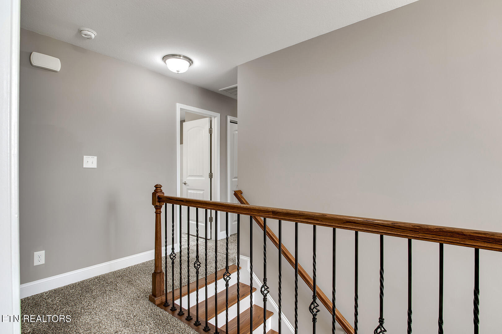 1737 Golden Nugget Lane Knoxville TN 37932