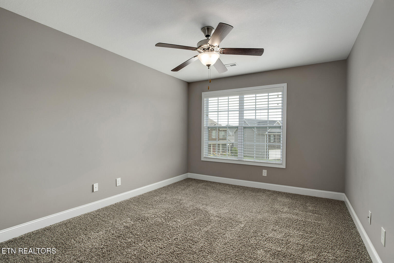 1737 Golden Nugget Lane Knoxville TN 37932