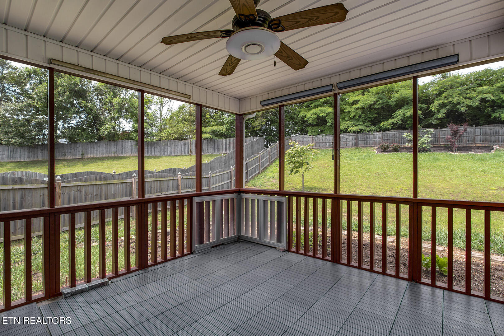 1737 Golden Nugget Lane Knoxville TN 37932