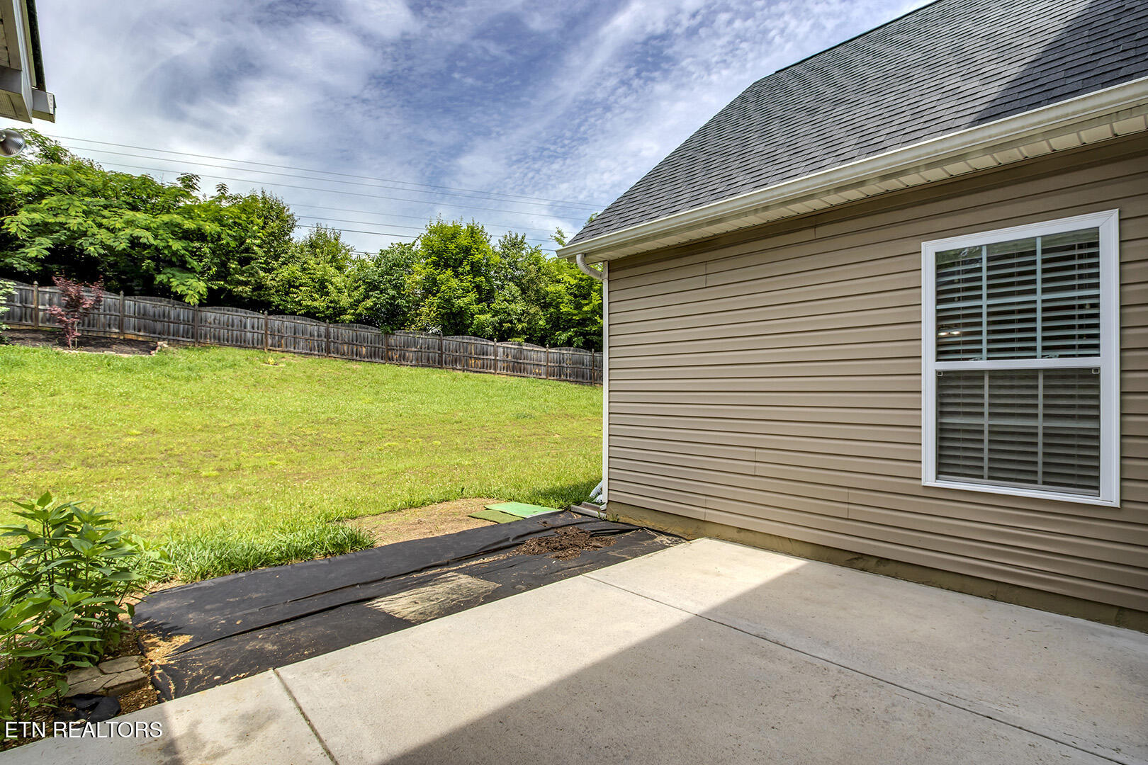 1737 Golden Nugget Lane Knoxville TN 37932