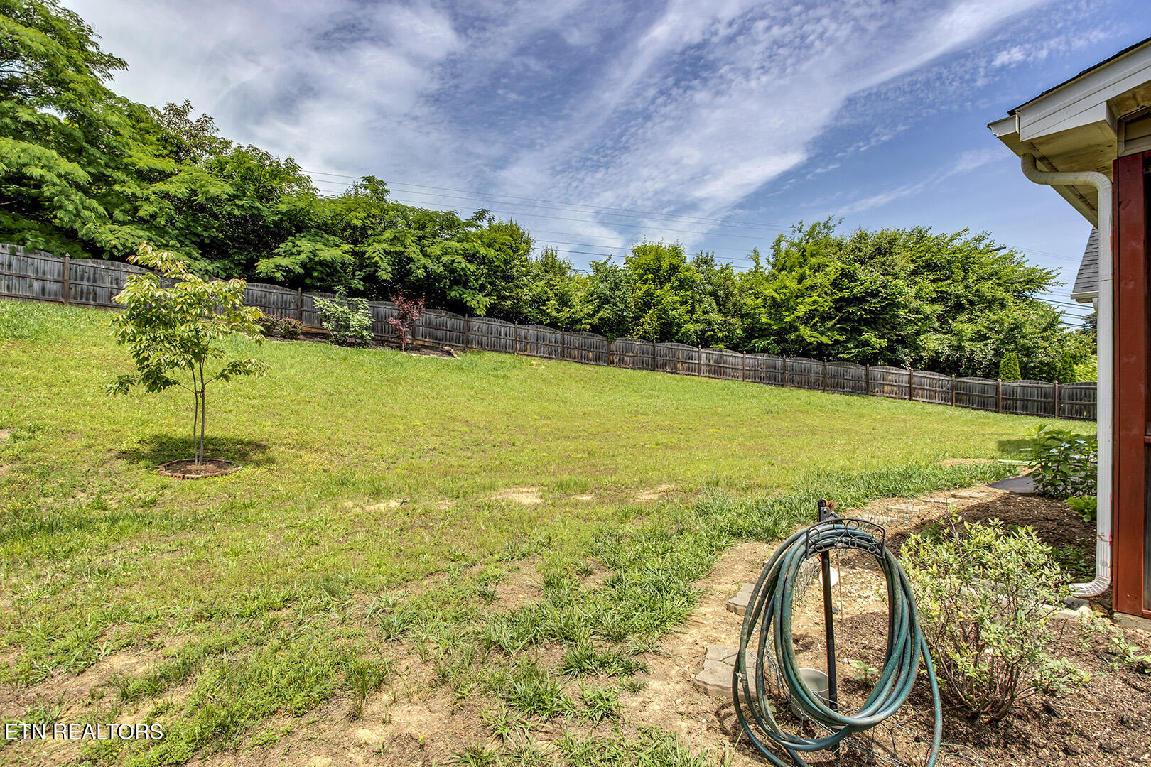 1737 Golden Nugget Lane Knoxville TN 37932