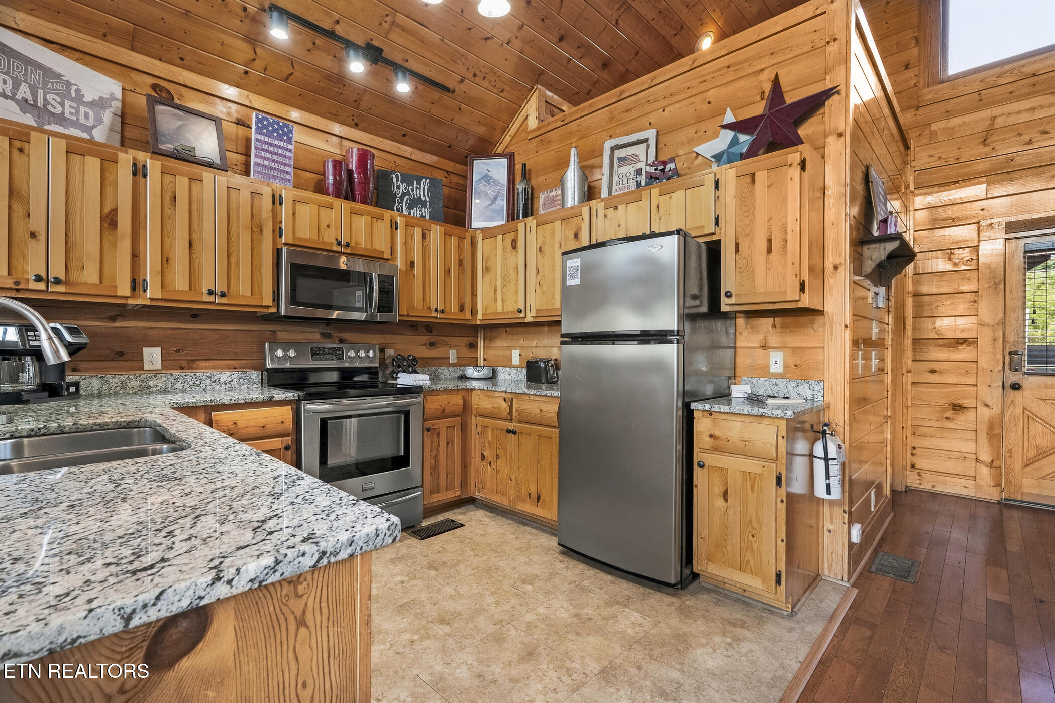 2310 Top Of The World Drive Sevierville TN 37876