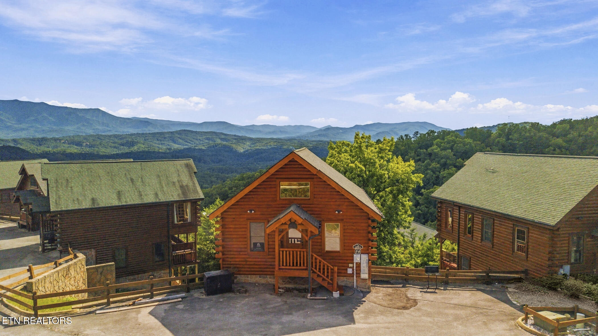 2310 Top Of The World Drive Sevierville TN 37876