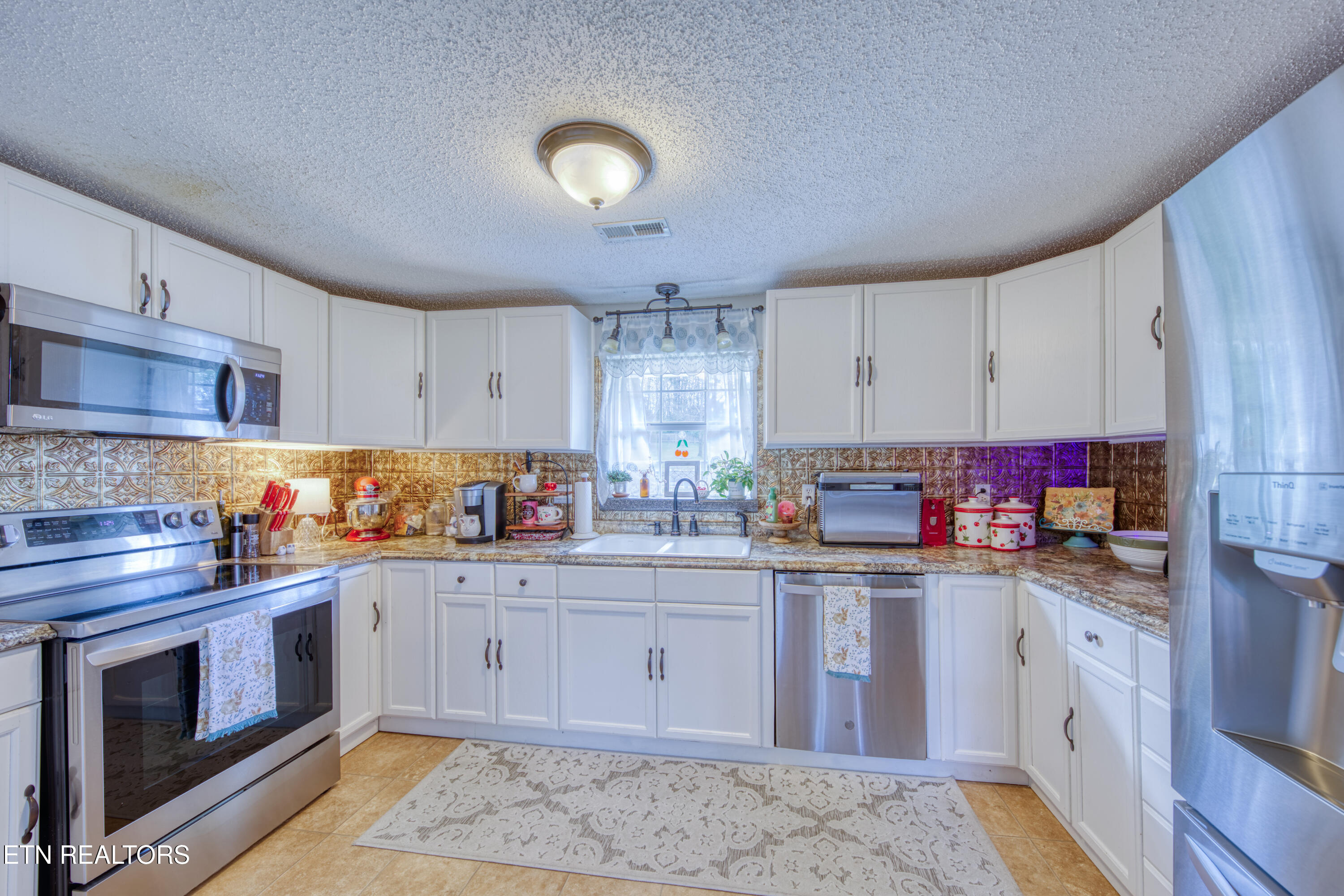 1708 Mountain Road Andersonville TN 37705