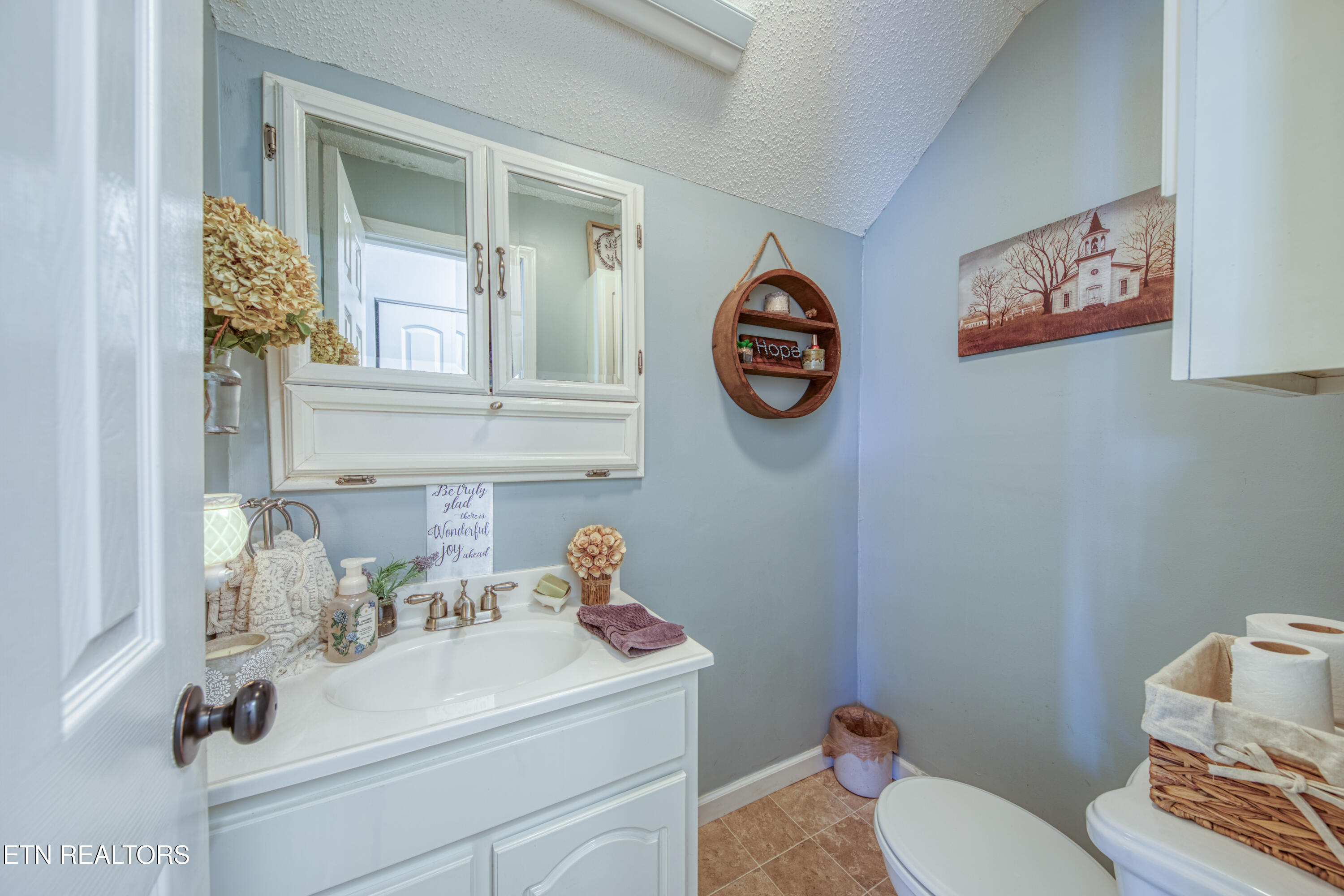 1708 Mountain Road Andersonville TN 37705