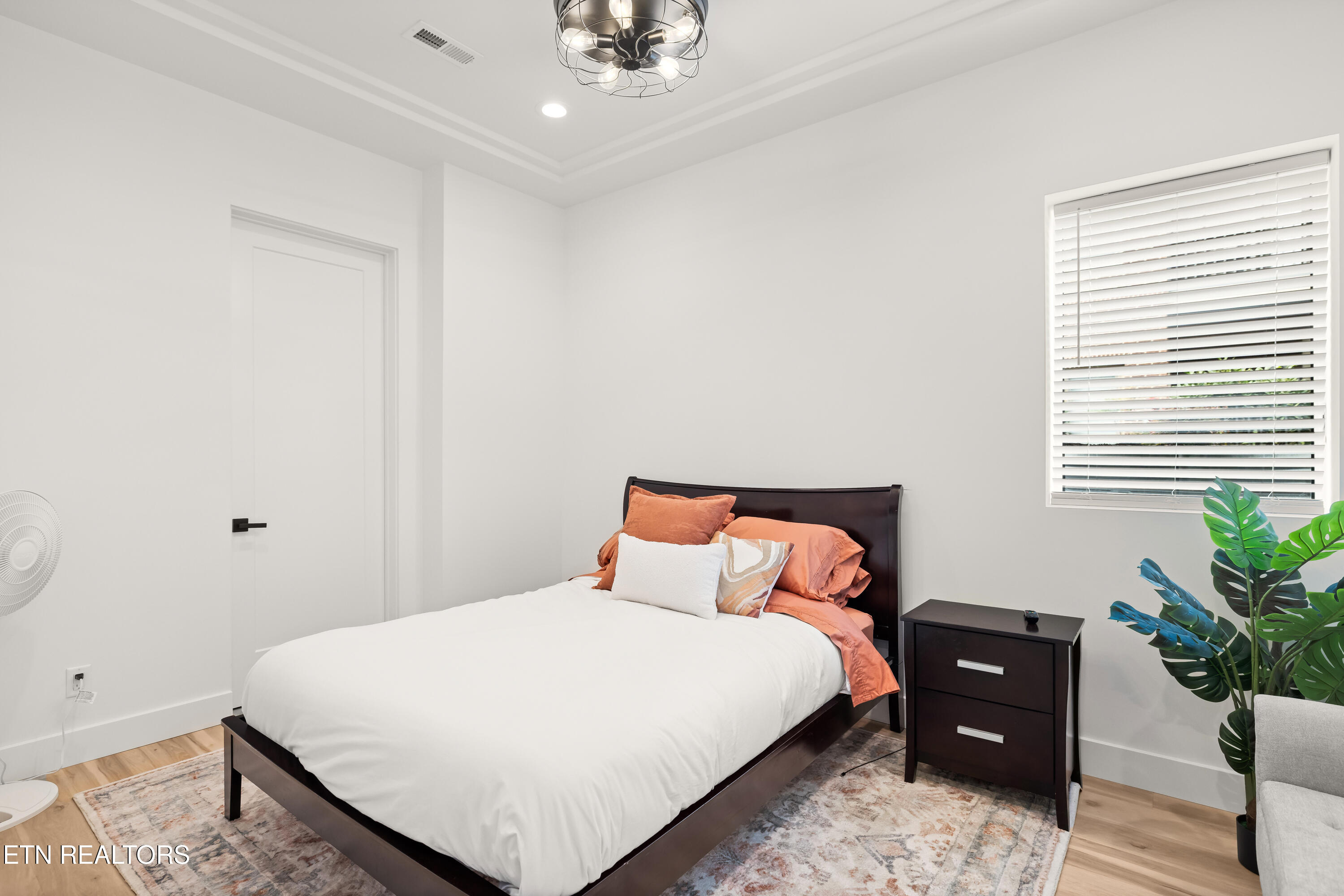 3742 Promontory Point Louisville TN 37777
