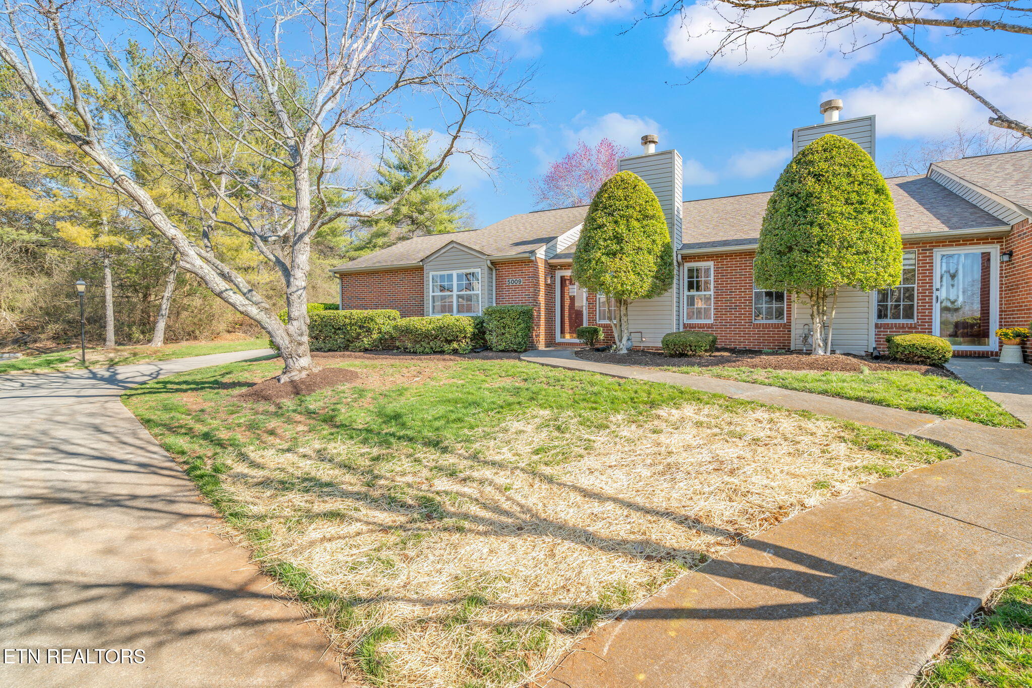 5009 Griffins Gate Lane Knoxville TN 37912