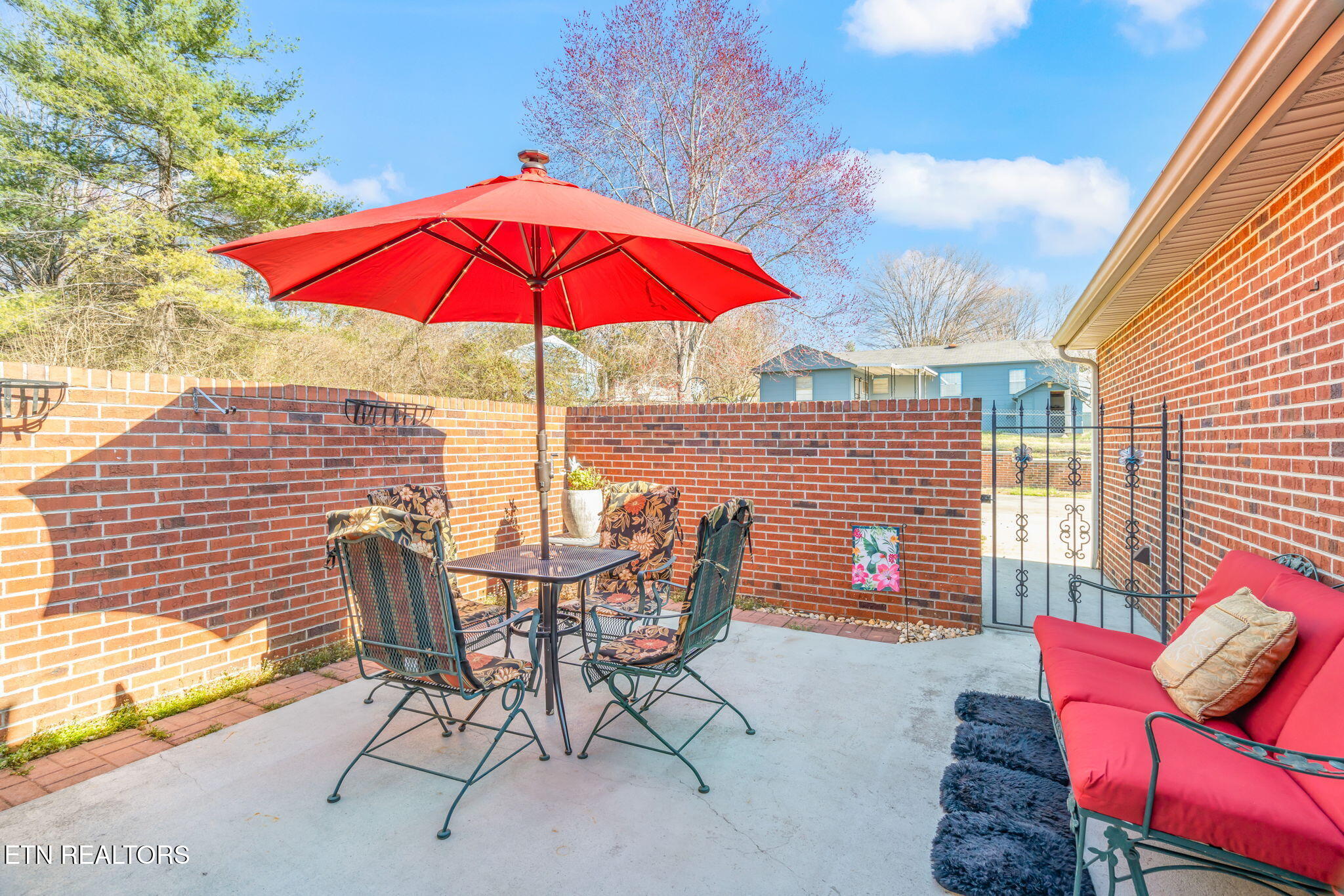 5009 Griffins Gate Lane Knoxville TN 37912