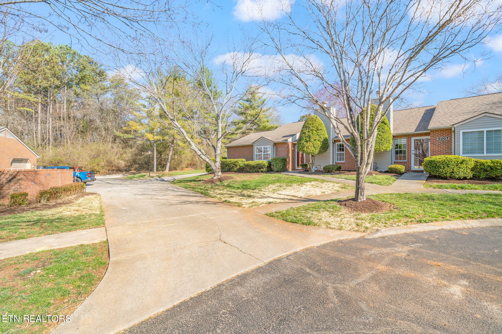 5009 Griffins Gate Lane Knoxville TN 37912