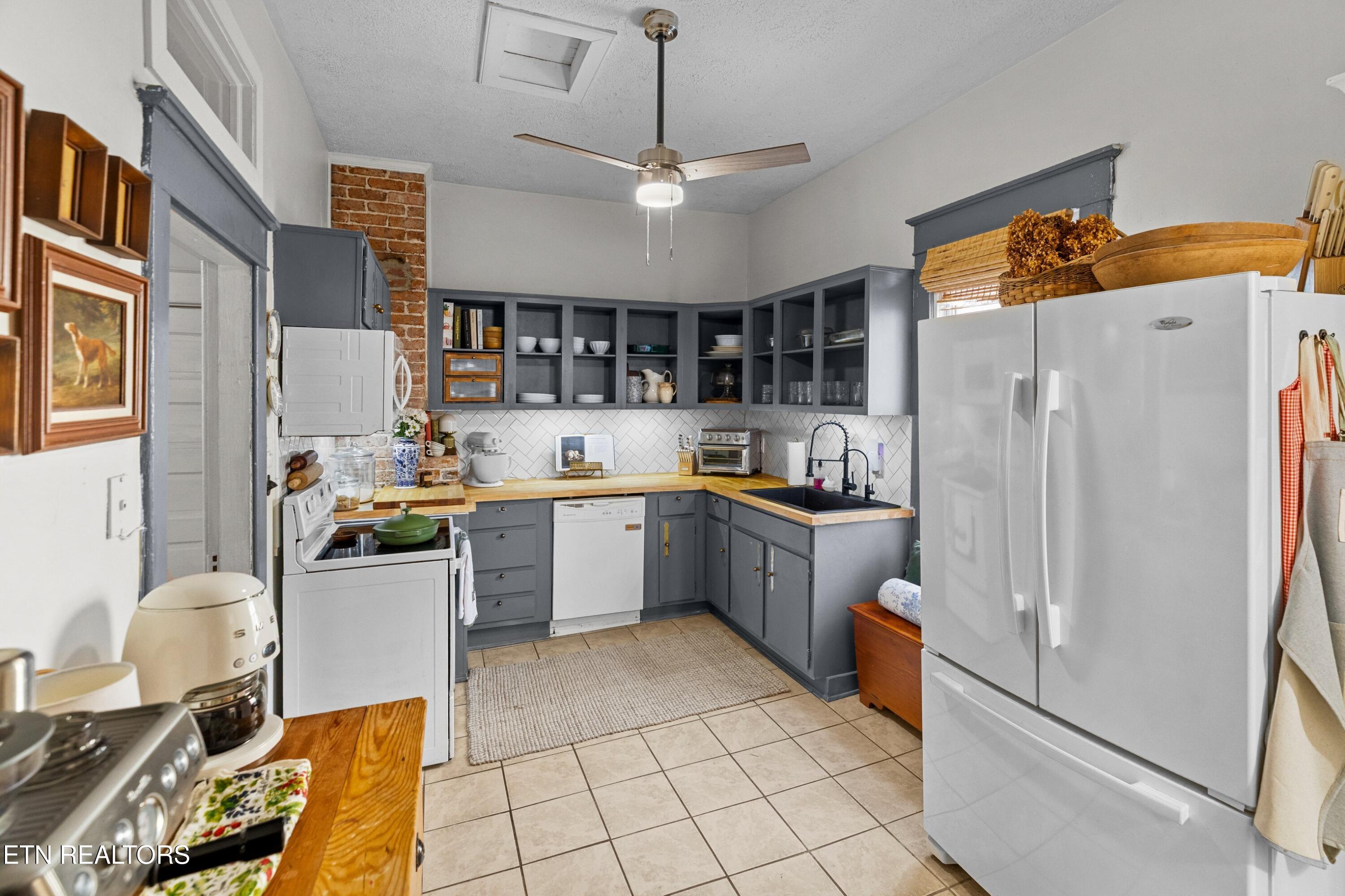 437 Chickamauga Avenue Knoxville TN 37917