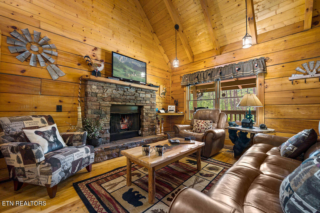 1728 Scenic Woods Way Sevierville TN 37876