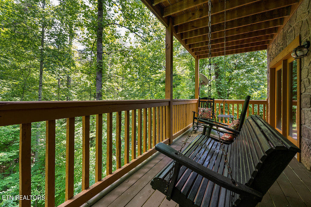 1728 Scenic Woods Way Sevierville TN 37876