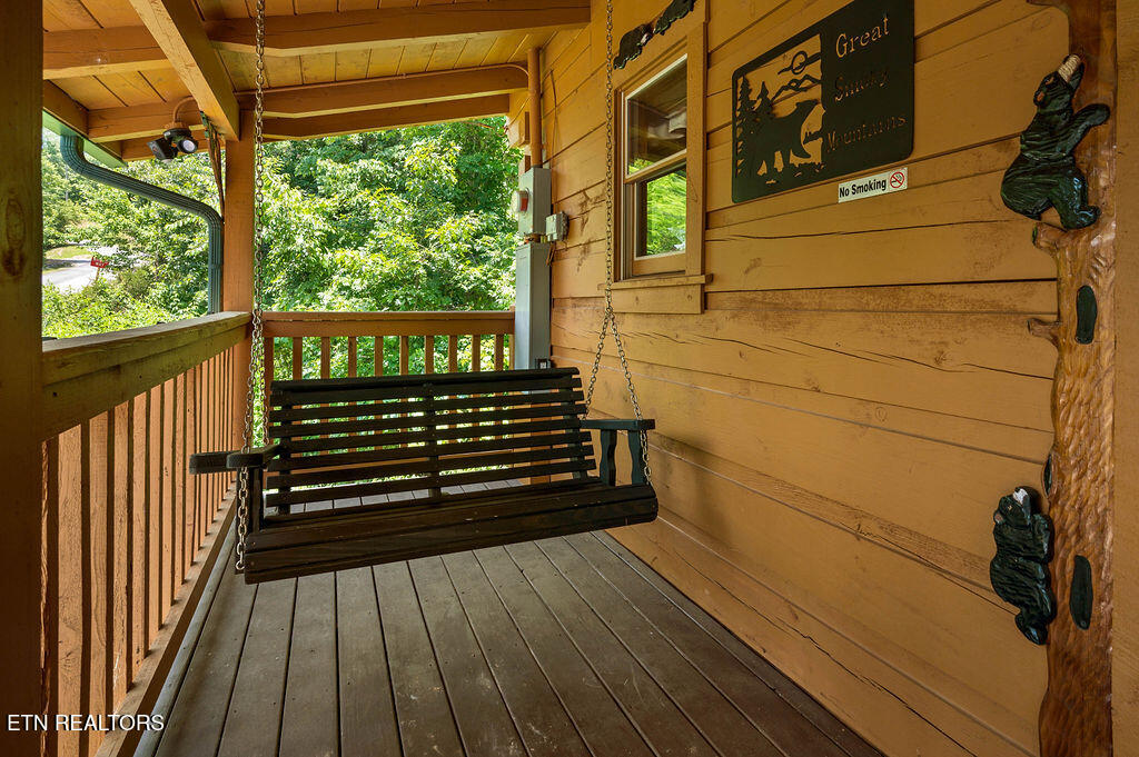 1728 Scenic Woods Way Sevierville TN 37876