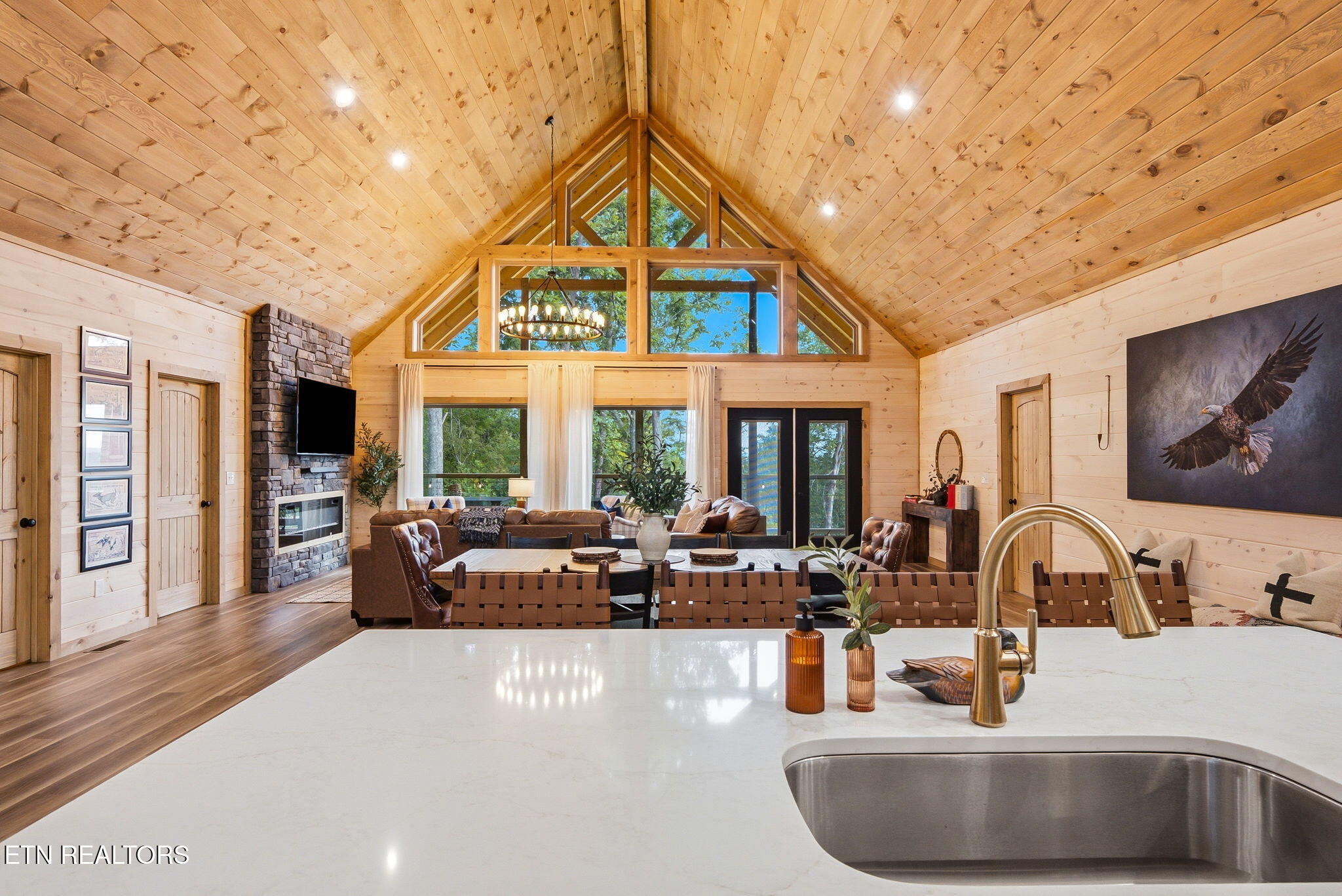 1524 Scenic Woods Way Sevierville TN 37876