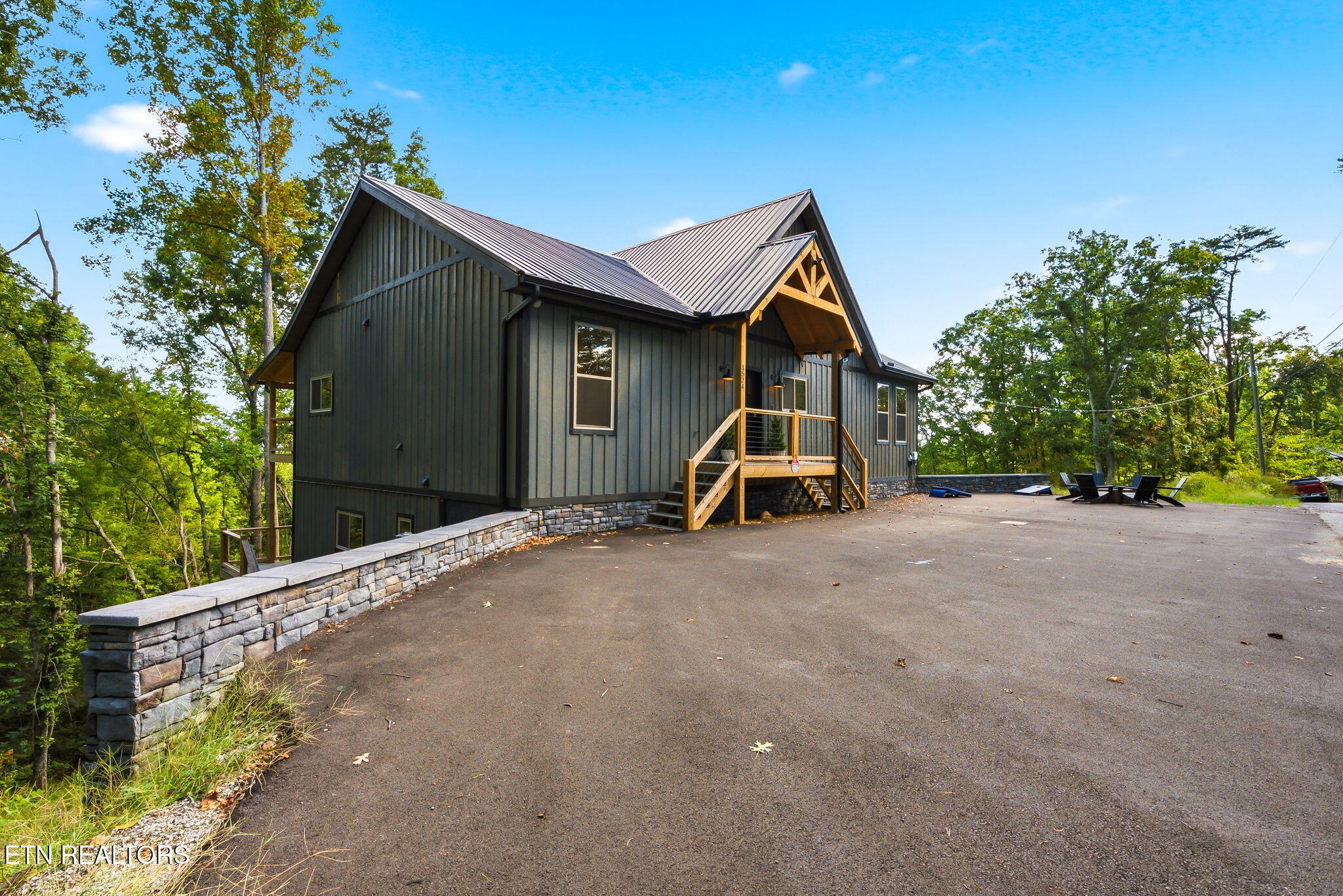 1524 Scenic Woods Way Sevierville TN 37876