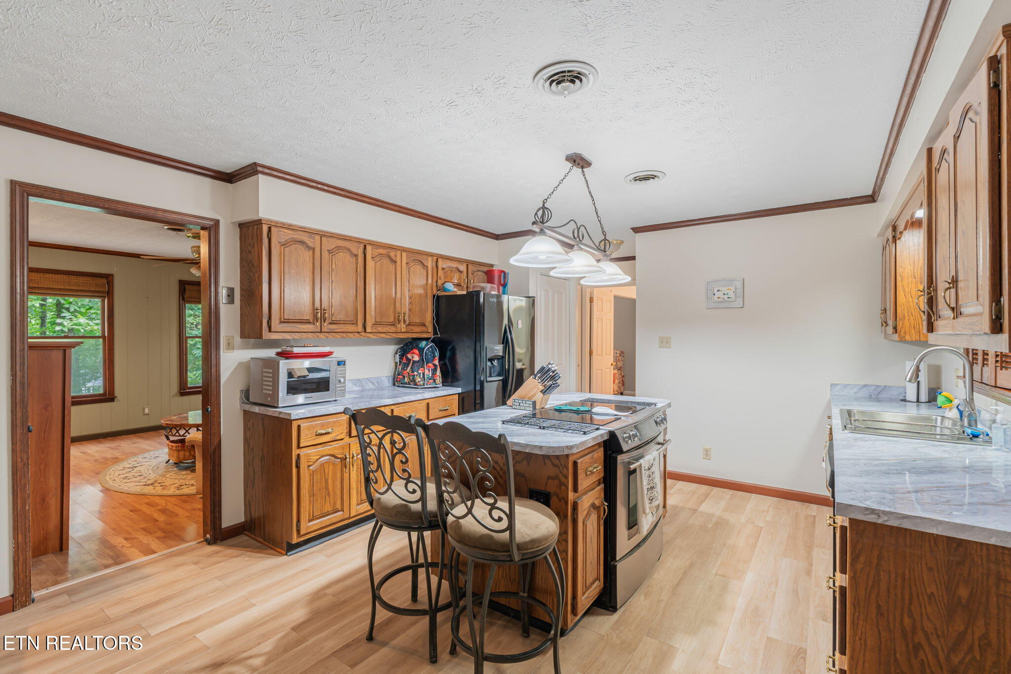 1130 W Outer Drive Oak Ridge TN 37830