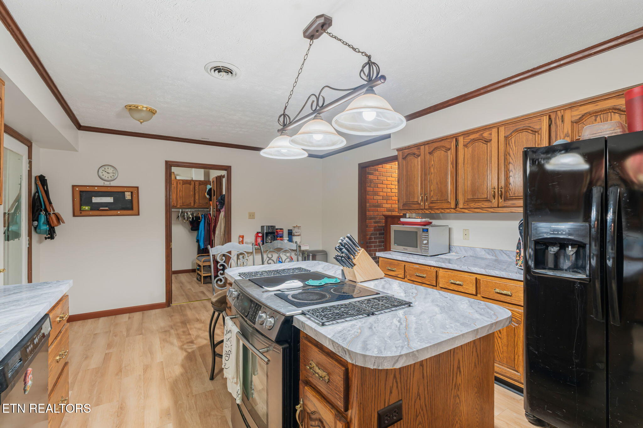 1130 W Outer Drive Oak Ridge TN 37830