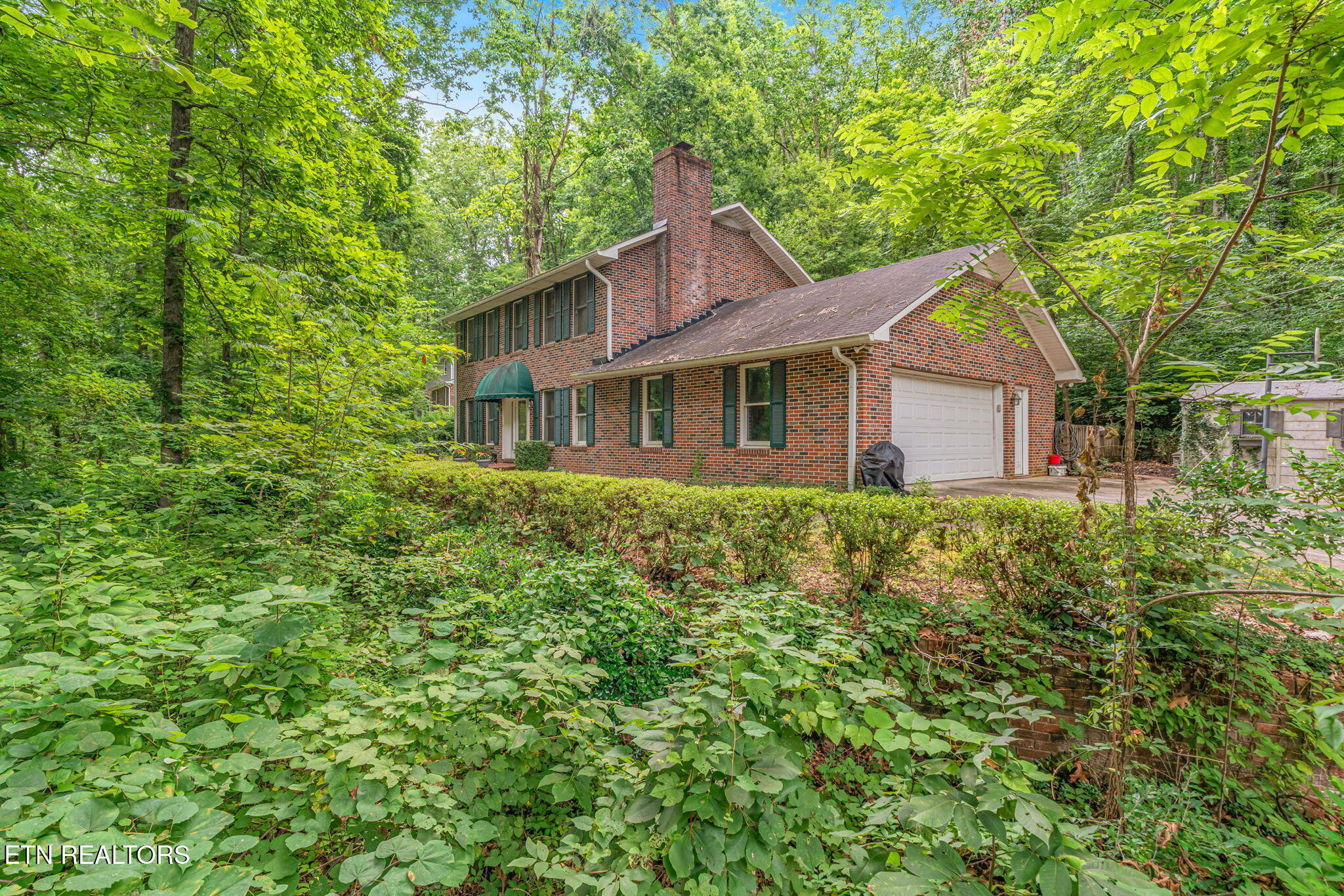 1130 W Outer Drive Oak Ridge TN 37830